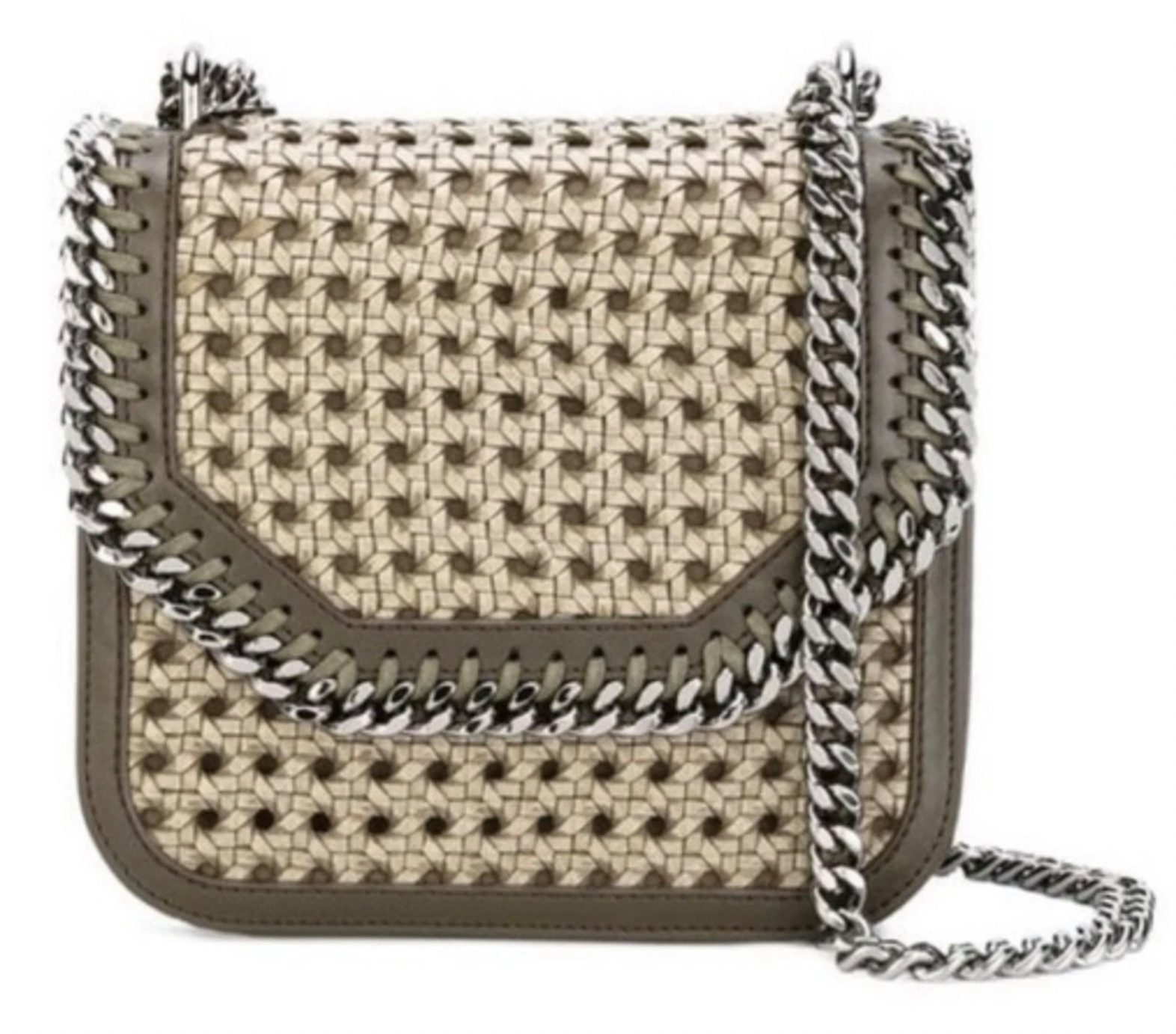 Stella McCartney Schultertasche Falabella Box Medium Tasche Geflochtenes Design, Signatur-Falabella-Kette mit diamantgeschliffener Optik