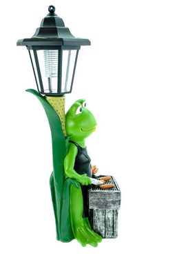 Kremers Schatzkiste Gartenfigur Gartenfigur Frosch Grillmeister mit LED Solarlaterne und Chef Schürze