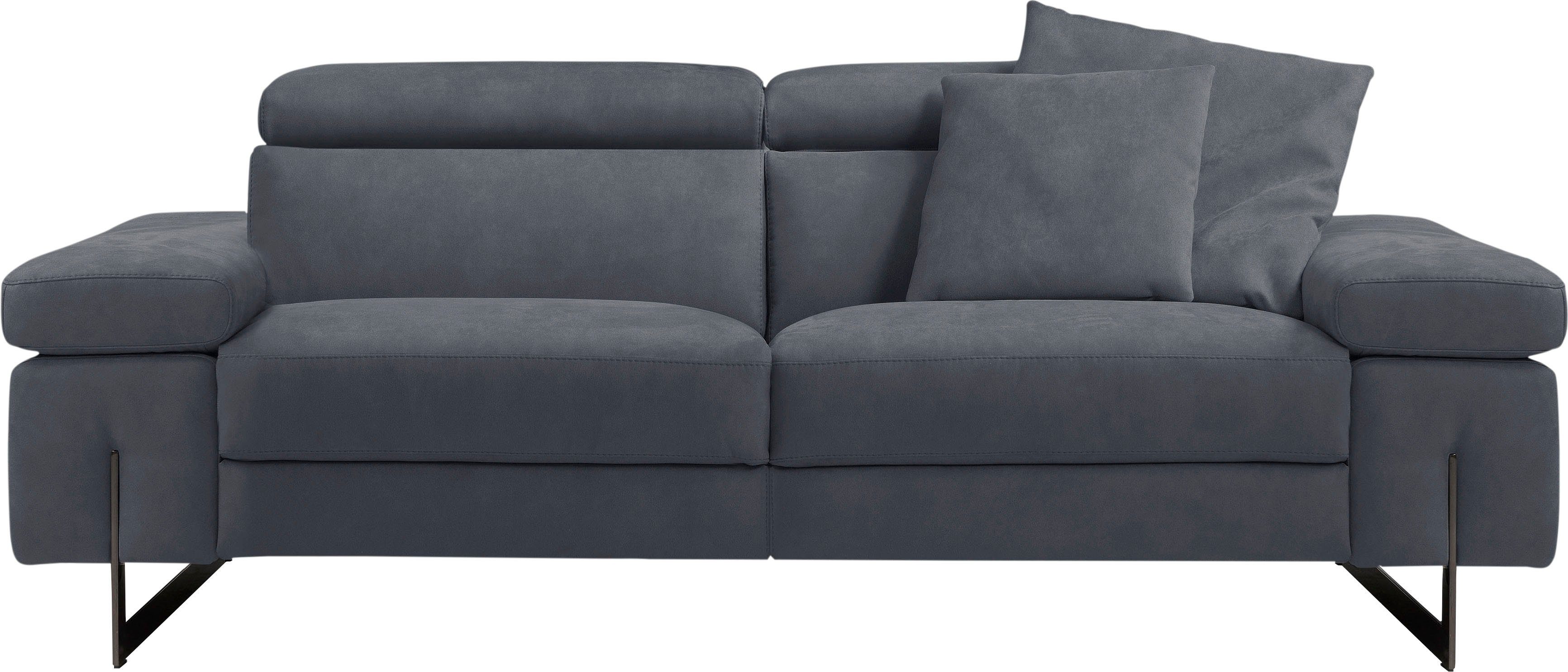 Egoitaliano 2,5-Sitzer Candice, elegant und edel, hochwertiges Designsofa, bequem, Kopfteile manuell verstellbar, titanumfarbene Kufenfüße