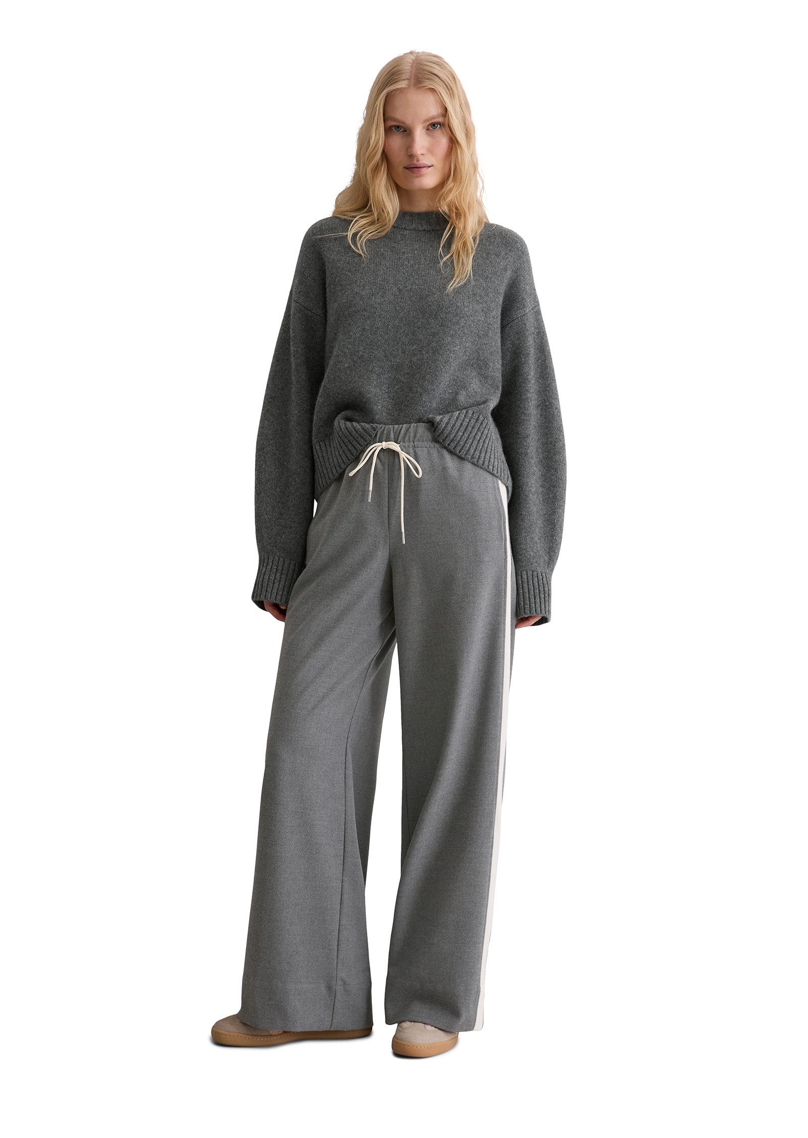 Marc O'Polo Chinohose aus weichem Polyester-Viskose-Twill