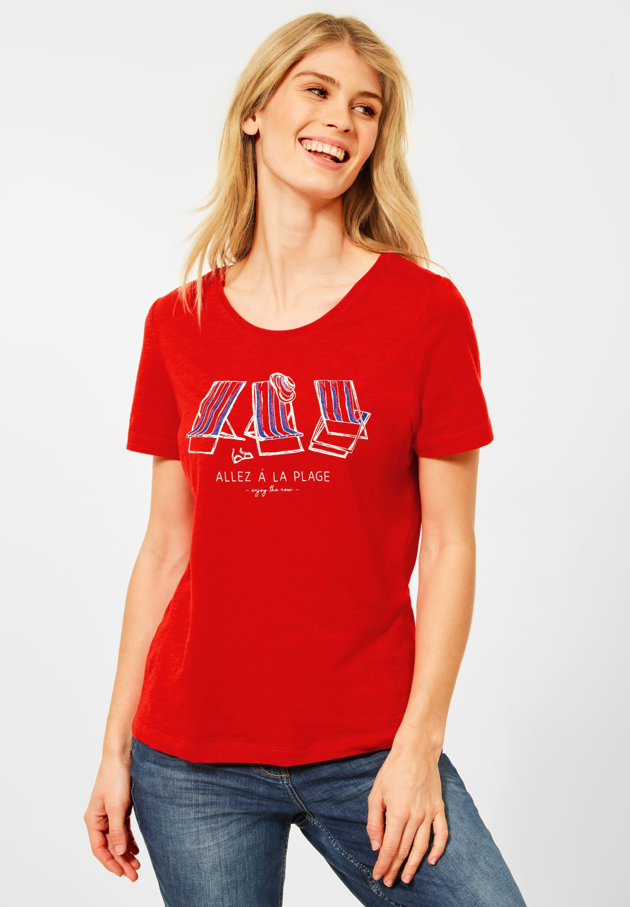 Cecil T-Shirt Cecil T-Shirt mit Fotoprint in Vibrant Red (1-tlg) Locker  geschnitten, Maße bei Größe M ca.: Länge 68 cm, Brust 109 cm, Saumweite 108  cm