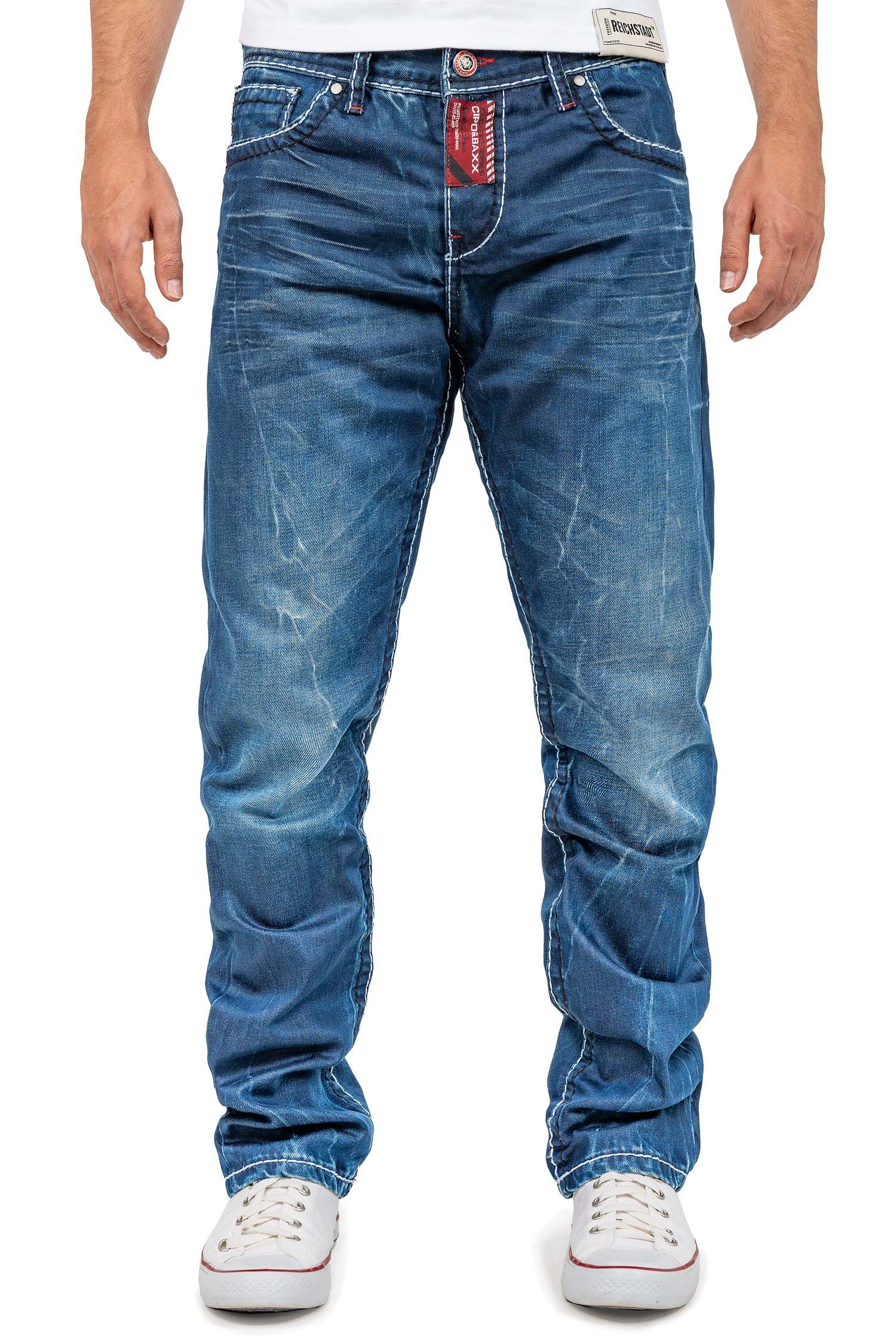 Cipo & Baxx Straight-Jeans Casual Hose BA-CD709 mit Stylischen Verzierungen