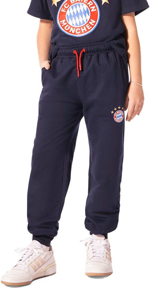 FC Bayern München Trainingshose Sweatpant Essential günstig online kaufen