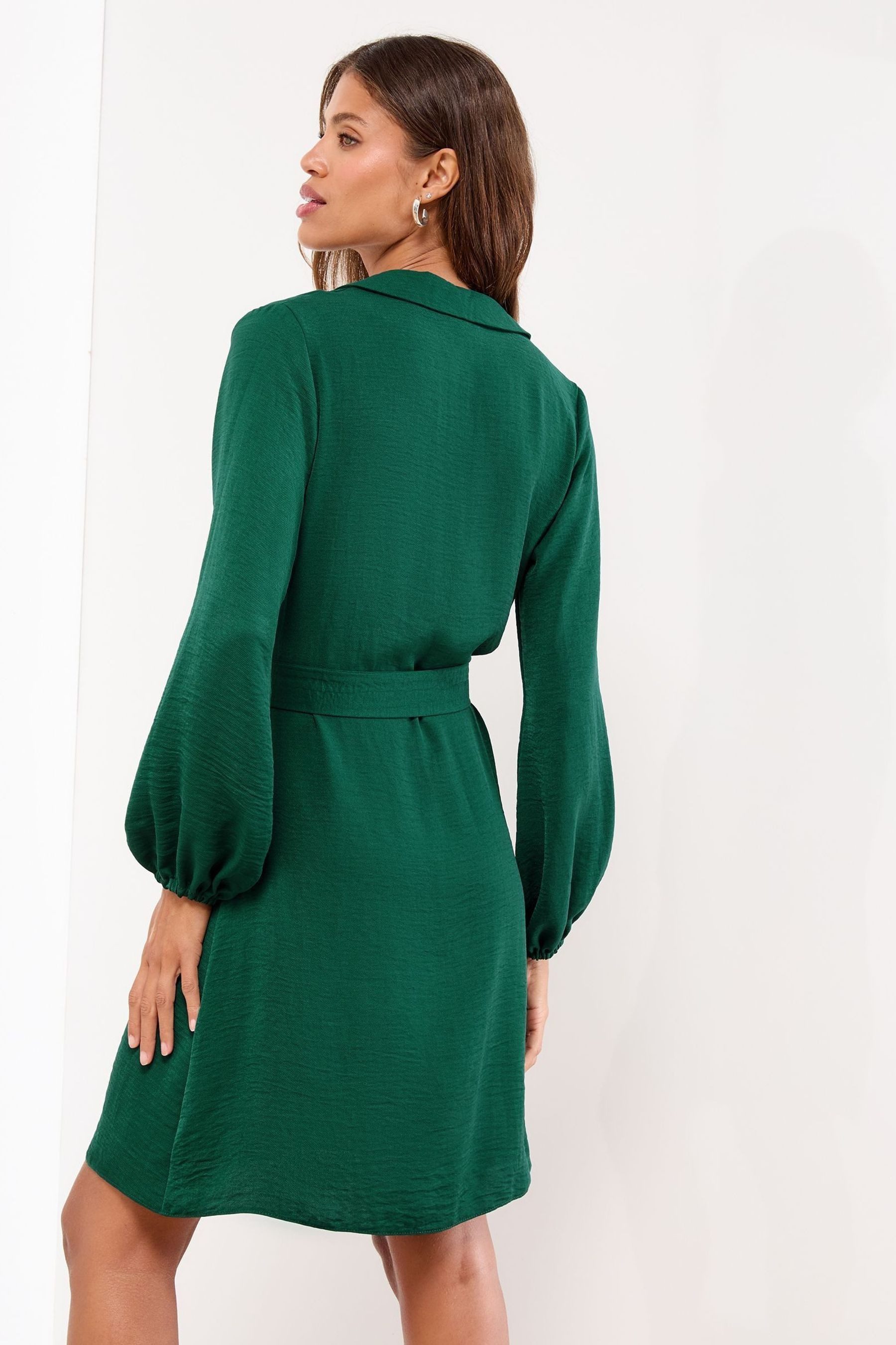 LIPSY Minikleid Lipsy Langärmeliges Hemdkleid mit Knopfleiste (1-tlg)