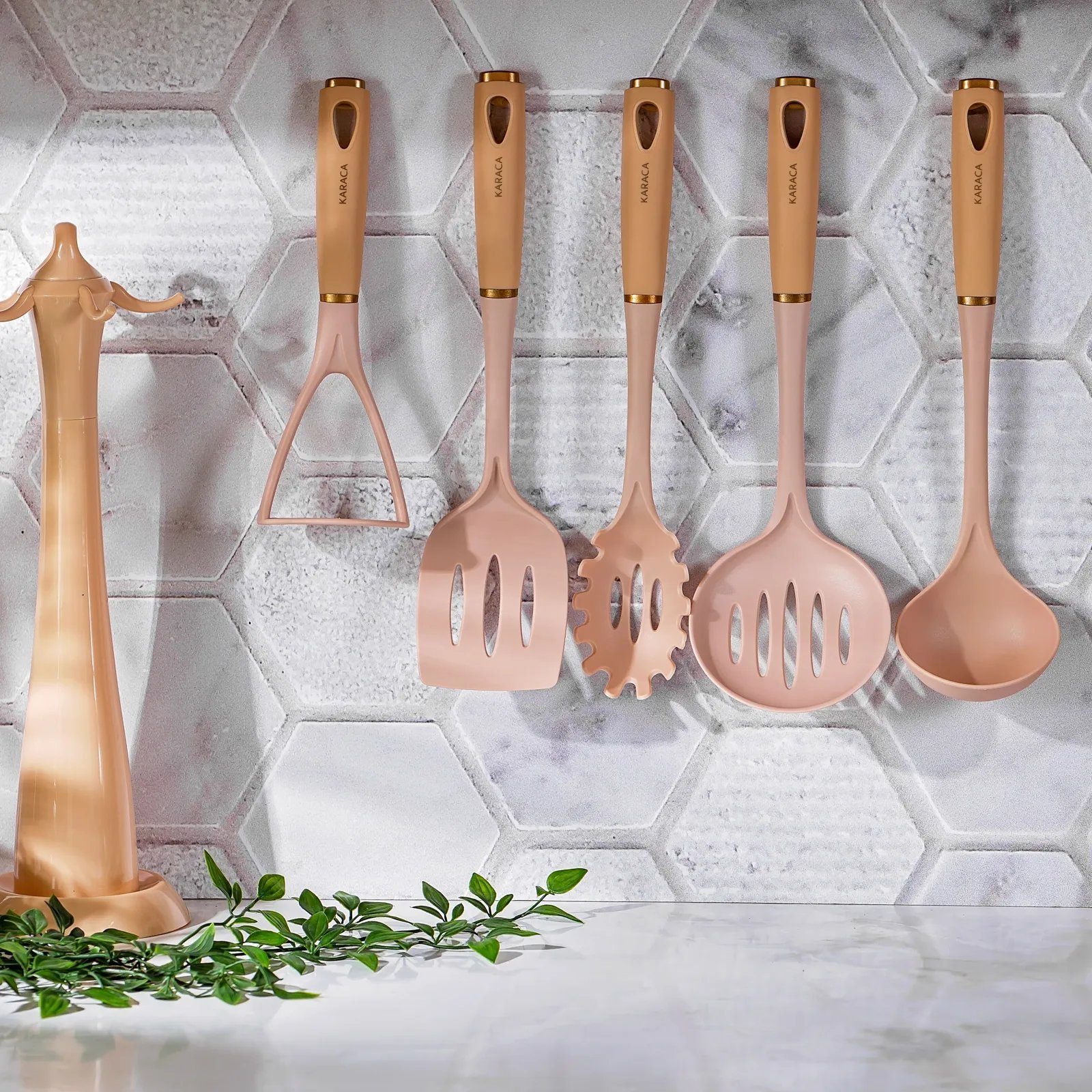 Karaca Pfannen-Set. € 14,95