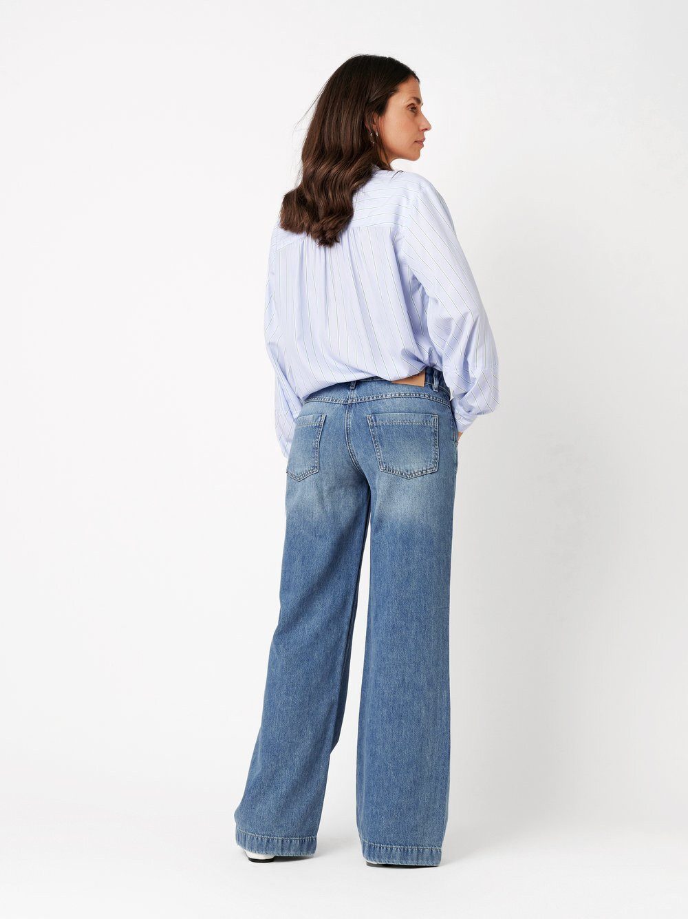 TONI Bootcut-Jeans Ella Wide mit Schnallen und Knöpfen am Bund