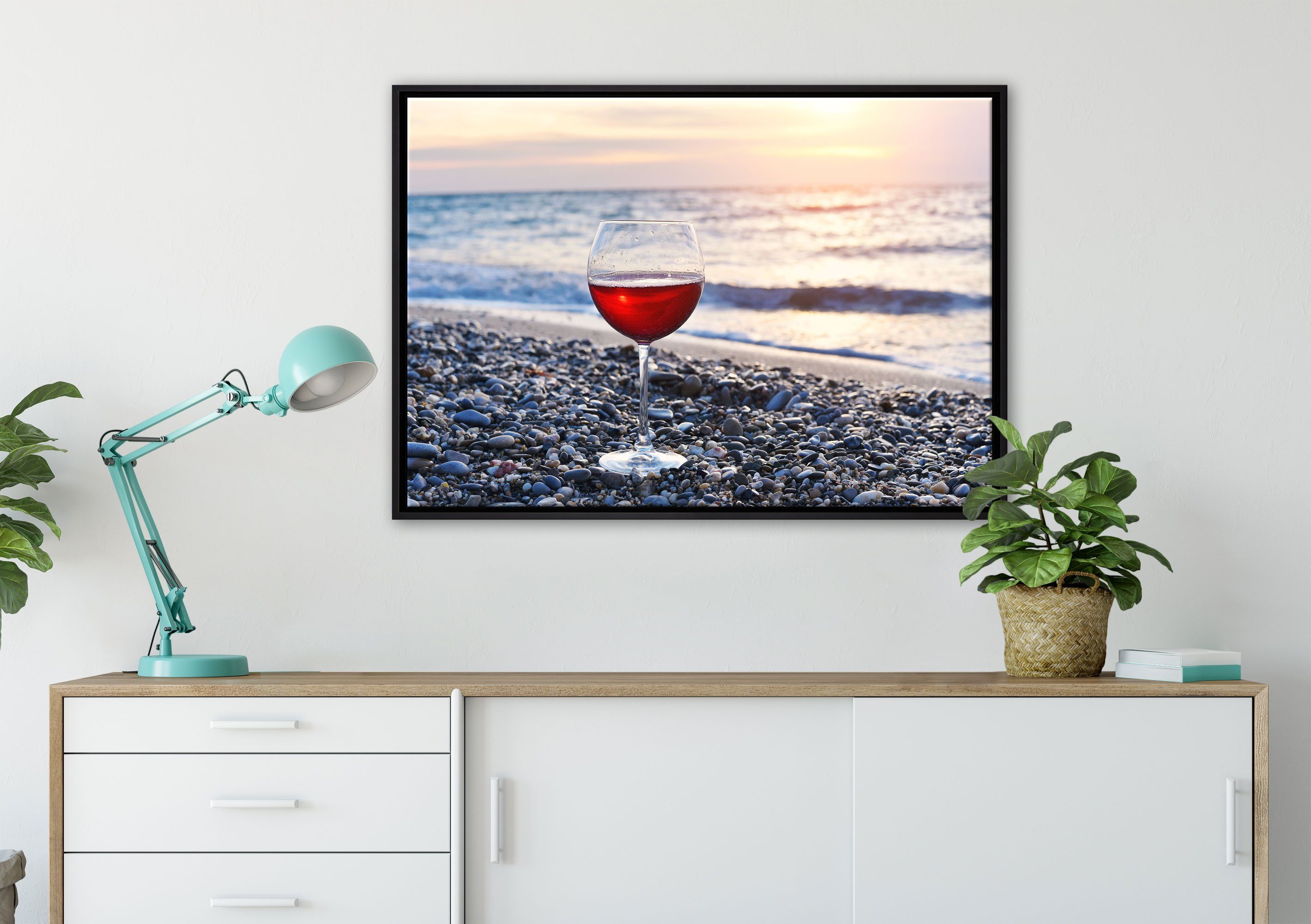 (1 Weinglas Wanddekoration inkl. einem Pixxprint am gefasst, Zackenaufhänger in Strand, St), bespannt, fertig Leinwandbild Schattenfugen-Bilderrahmen Leinwandbild