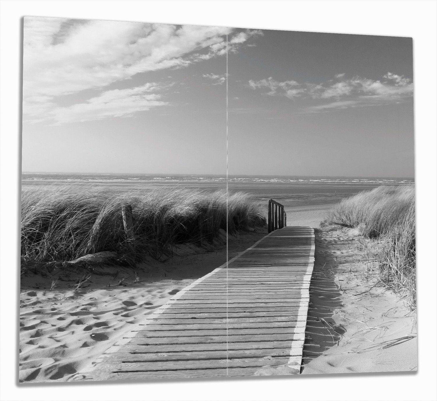 Wallario Herd-Abdeckplatte Auf dem Holzweg zum Strand schwarzweiß, ESG-Sicherheitsglas, (Glasplatte, 2 tlg., inkl. 5mm Noppen), verschiedene Größen