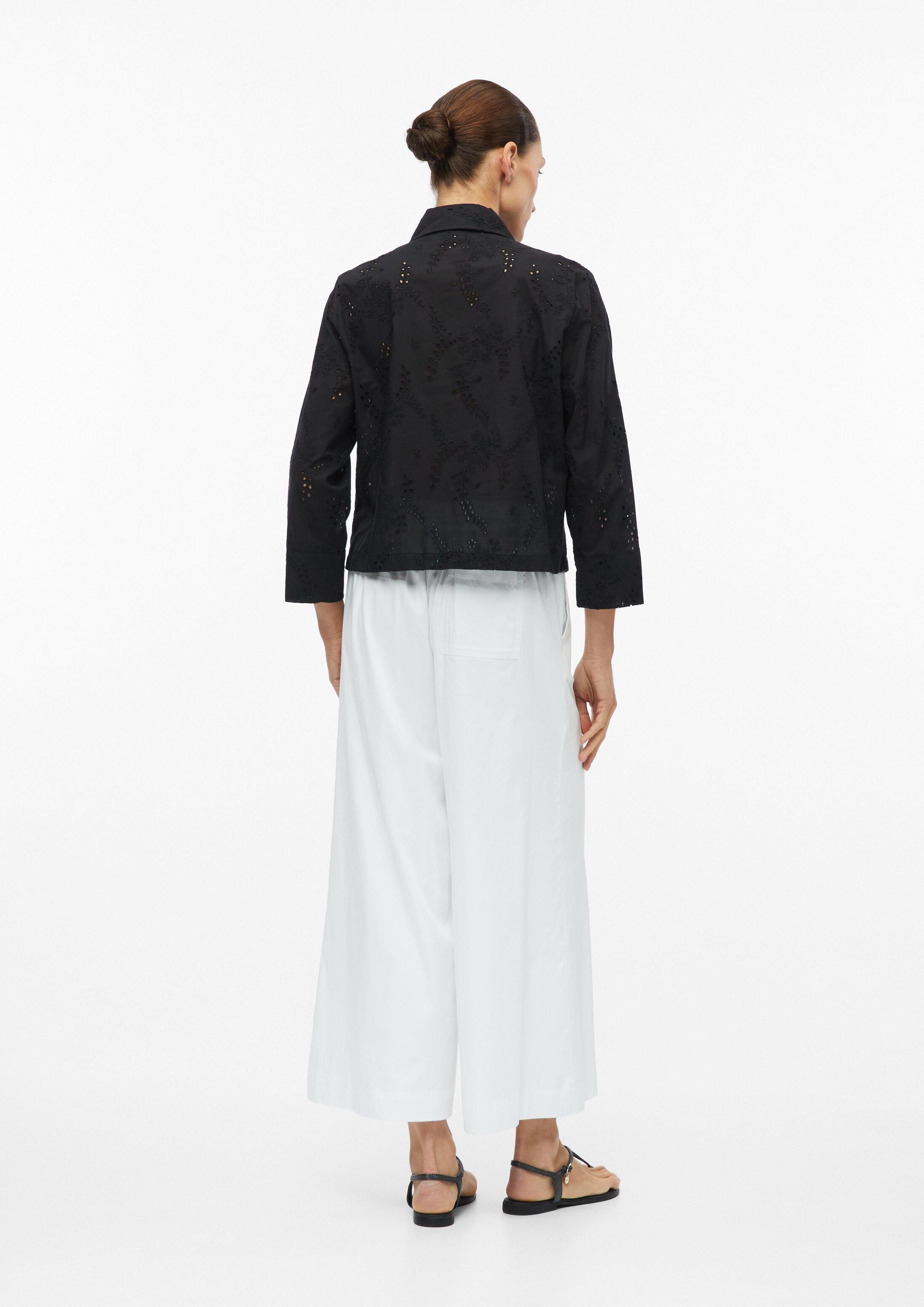s.Oliver Kurzarmbluse Bluse Semitransparente Crop-Bluse mit Lochstickerei