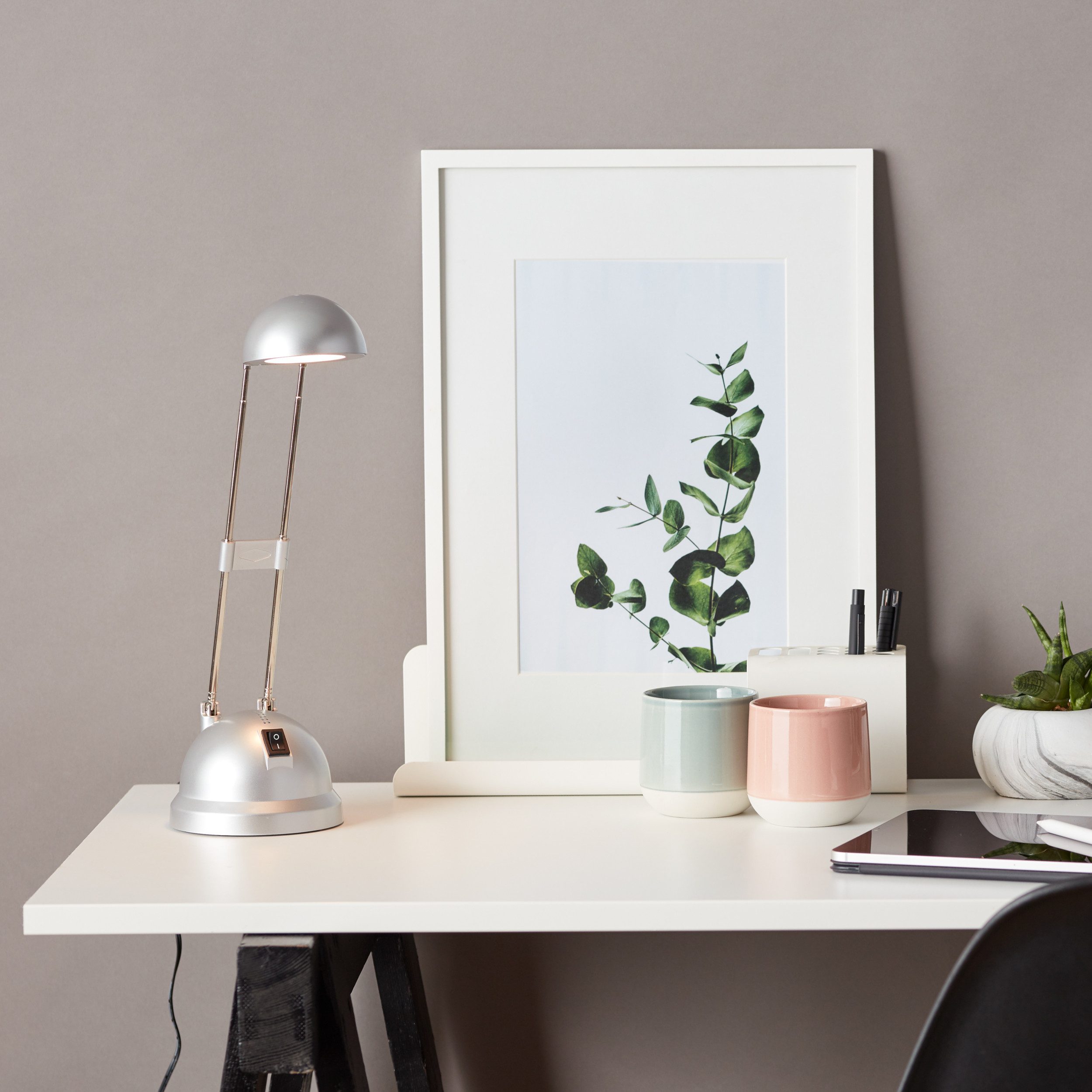 Lightbox Tischleuchte, LED fest integriert, Warmweiß, LED Schreibtischlampe mit warmweißem Licht, schwenkbare Tischleuchte