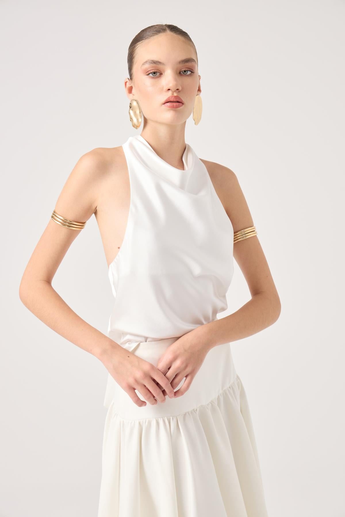 HOLLY LOLLY Blusentop Satin Dalia Bluse mit Kragen