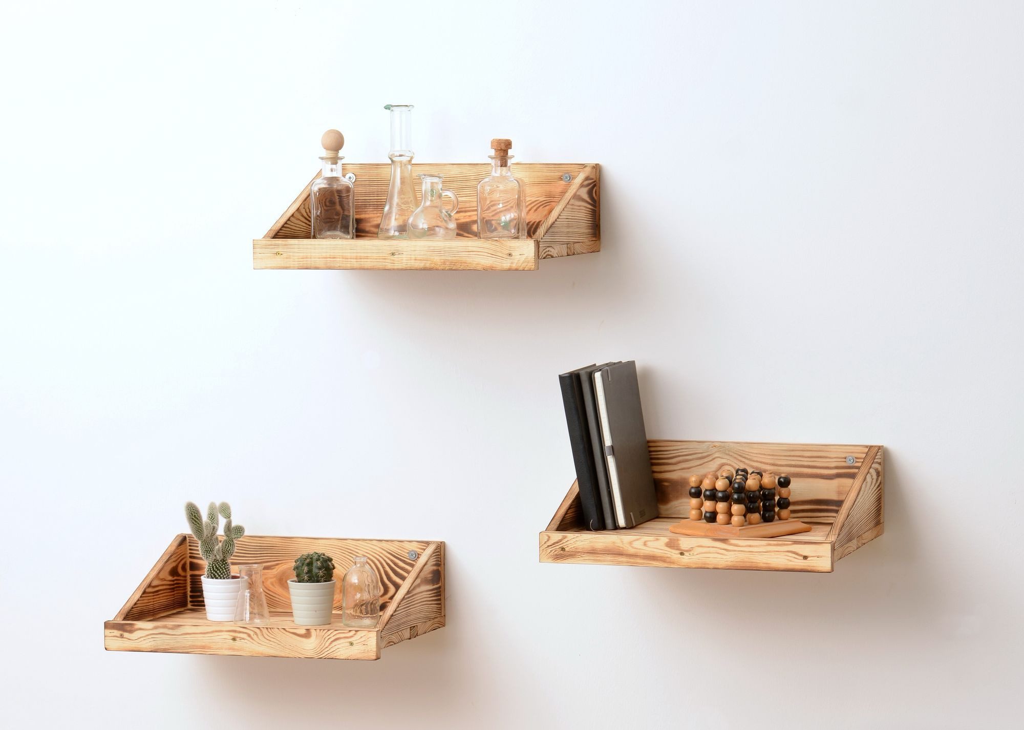 Lycce Wandboard Lycce Wandregal FUEGO aus geflammtem Vollholz, 3-tlg.