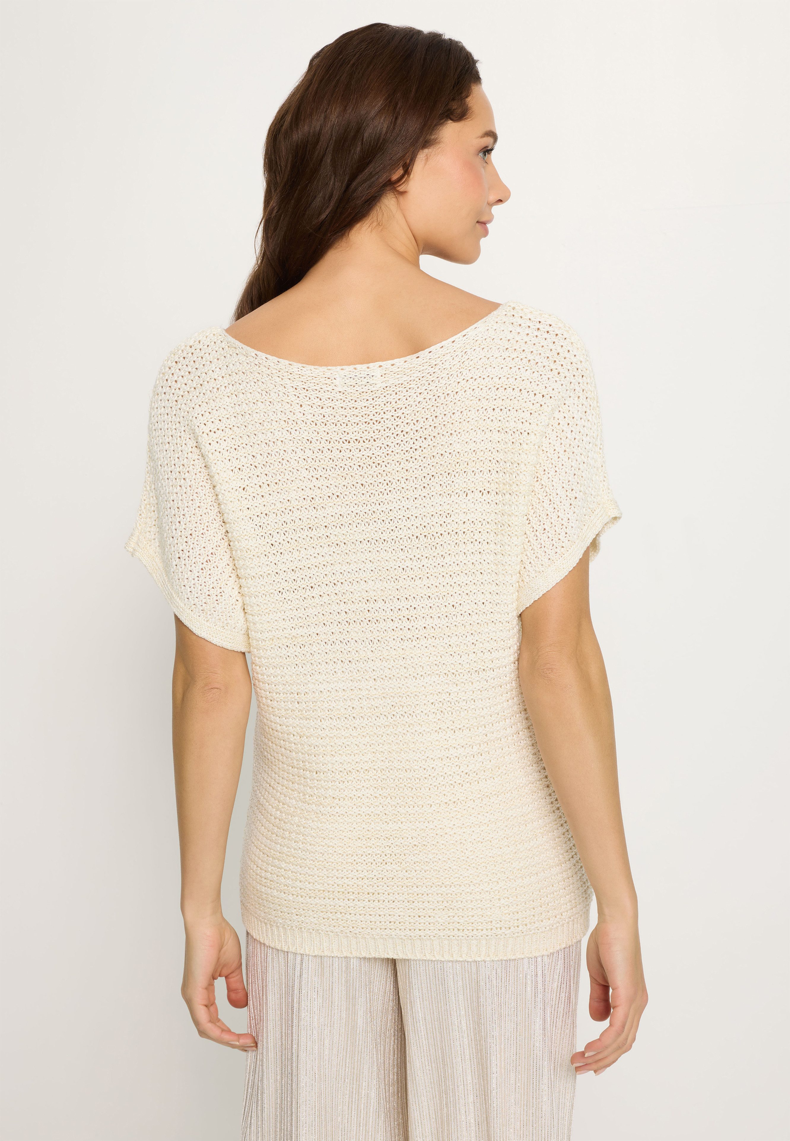 LASCANA Kurzarmpullover in luftigem Ajourstrick, leichter Sommerpullover, Metallic-Effekt