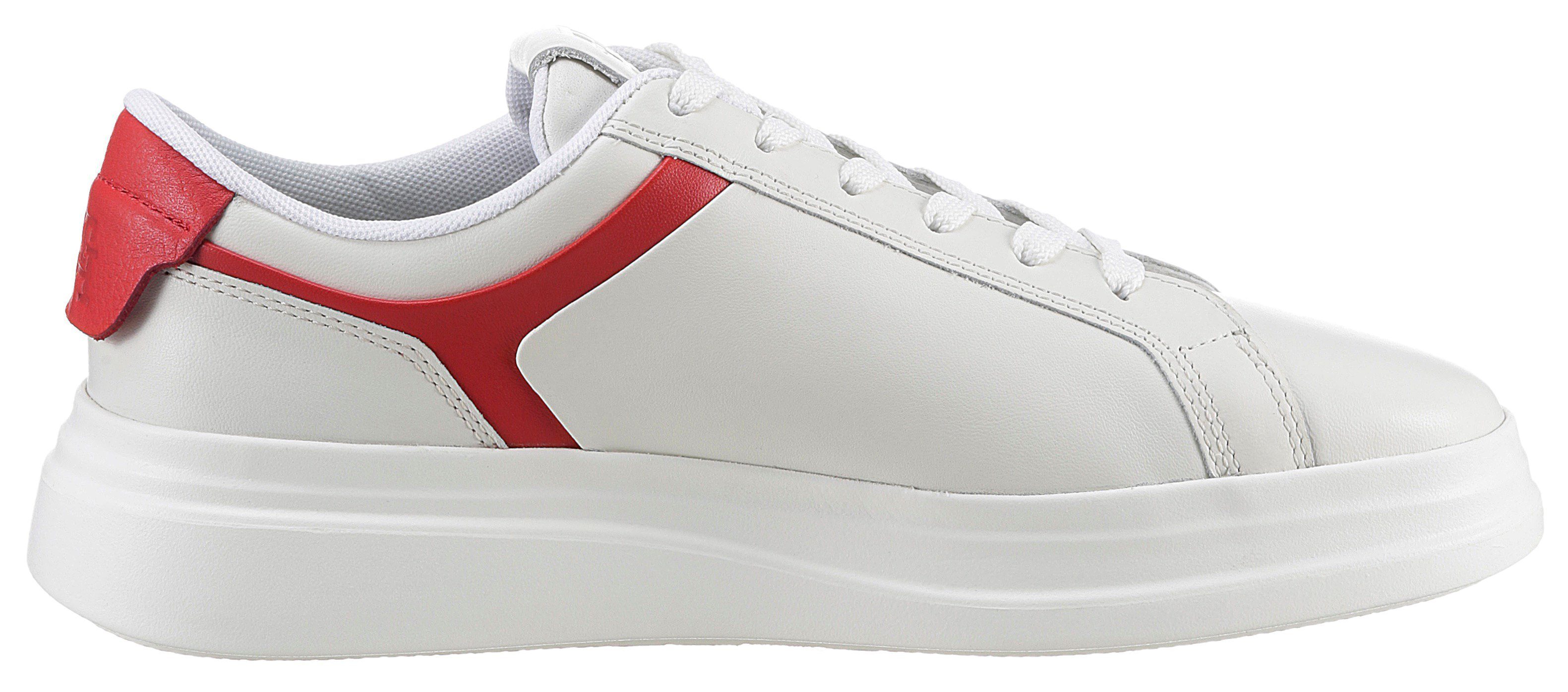 SNEAKER Hilfiger zulaufender in COURT Form schmal Plateausneaker ecru-rot Tommy POINTY