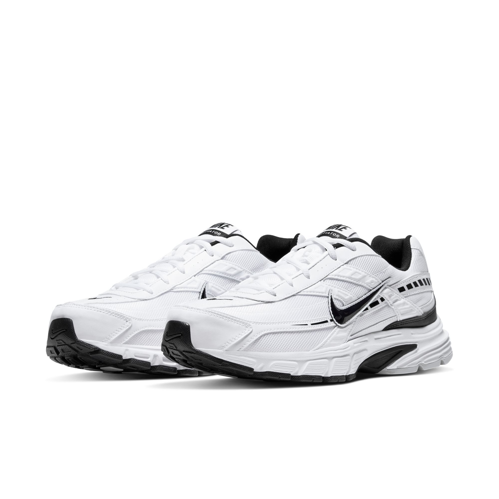 Nike Sportswear INITIATOR Sneaker inspiriert vom Design des Nike P-6000