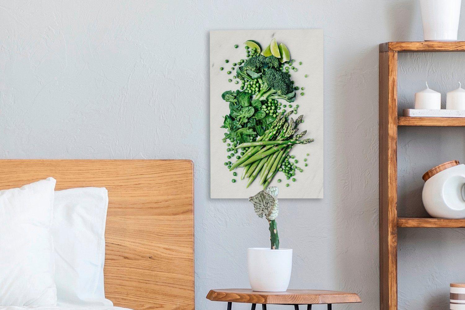 OneMillionCanvasses® Leinwandbild anderem Hintergrund, Gemälde, fertig Zackenaufhänger, bespannt inkl. (1 Spargelerbsen weißem cm Grüne Leinwandbild mit auf Gemüse 20x30 St)