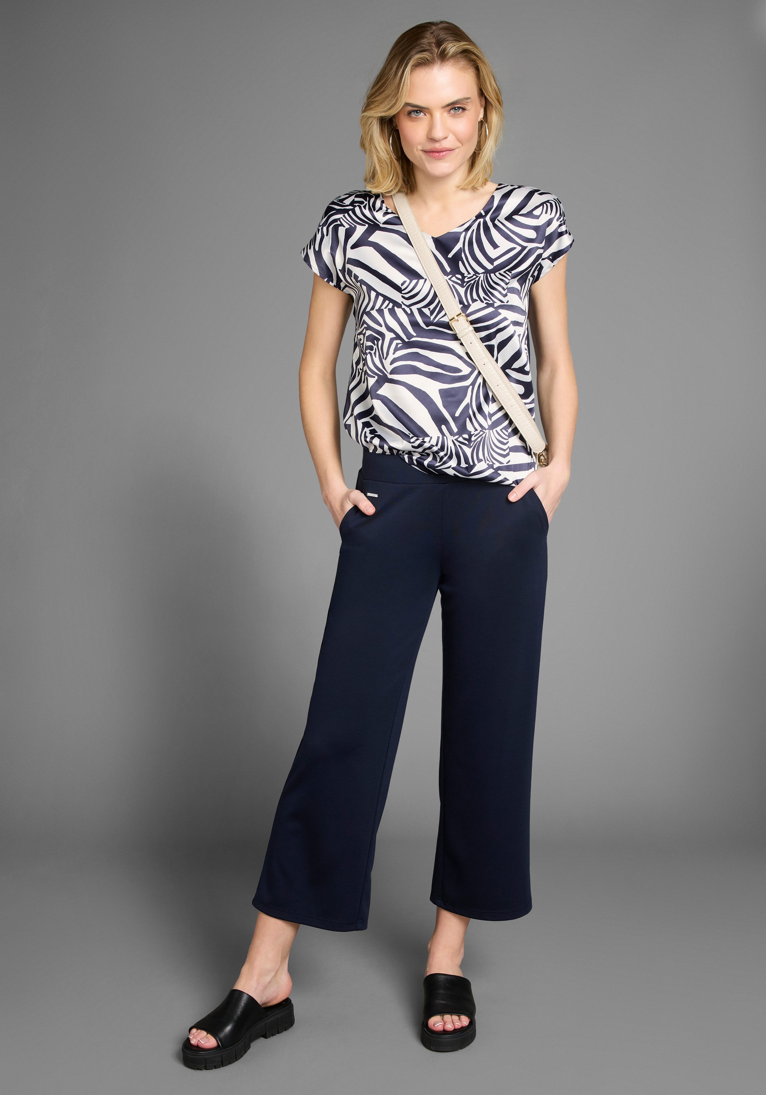 Zum Outfit 11