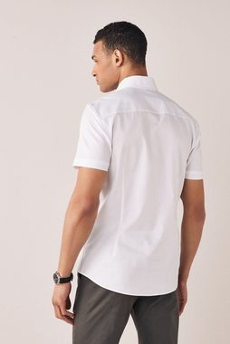 Next Kurzarmhemd Bügelleichtes Slim Fit Button-down-Kurzarmhemd (1-tlg)