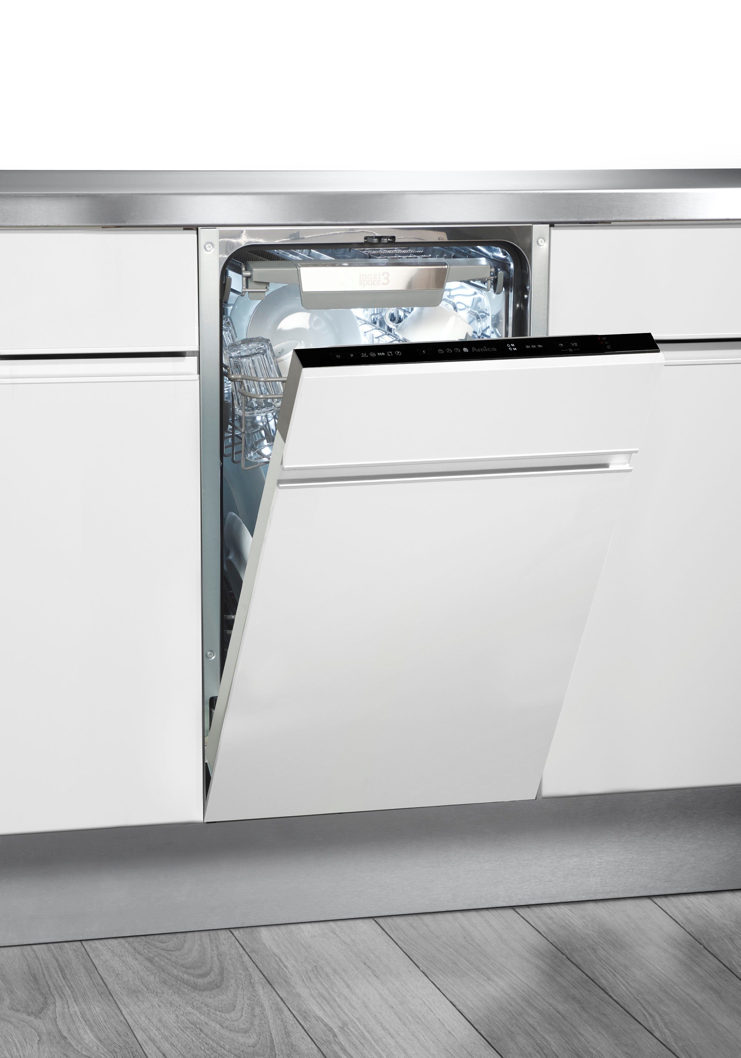 Amica vollintegrierbarer Geschirrspüler EGSP 14968-3 V, 9 l, 10 Maßgedecke, Mehr Ruhe im Alltag: Einräumen, starten – und alles wird schön sauber – Bild 3 von 5