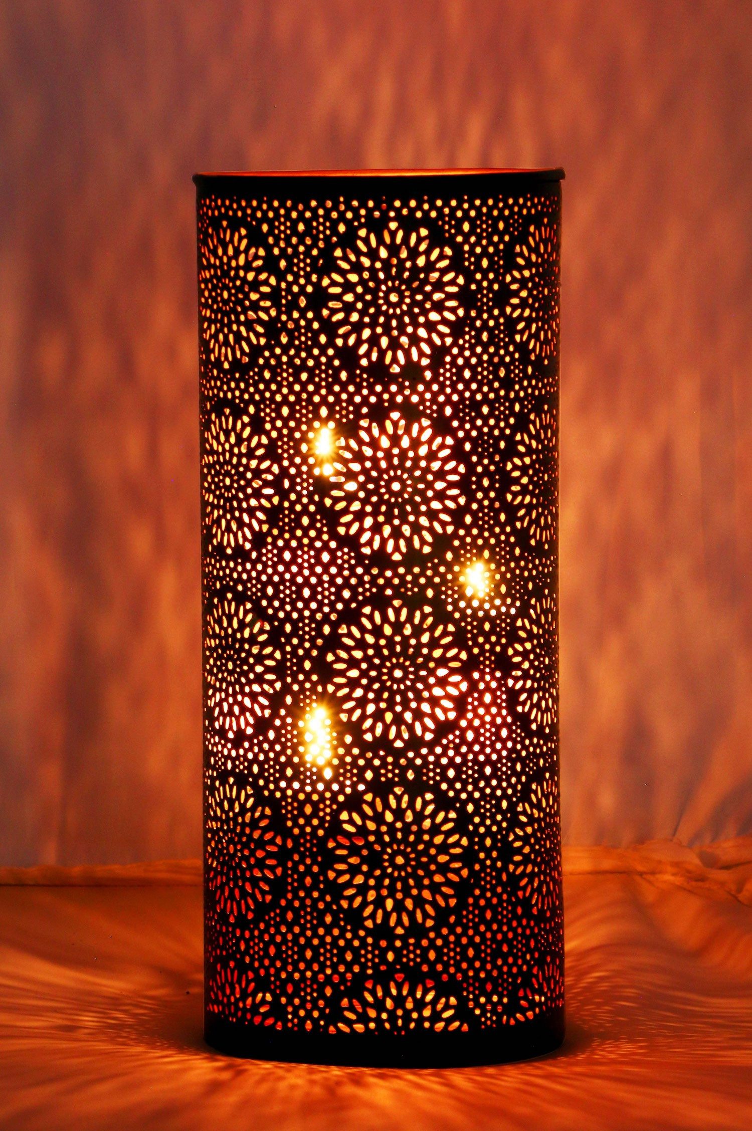 Marrakesch Orient & Mediterran Interior Teelichthalter Orientalisches Windlicht Amelle modern aus Metall in Schwarz 30 cm (1 St), Handarbeit