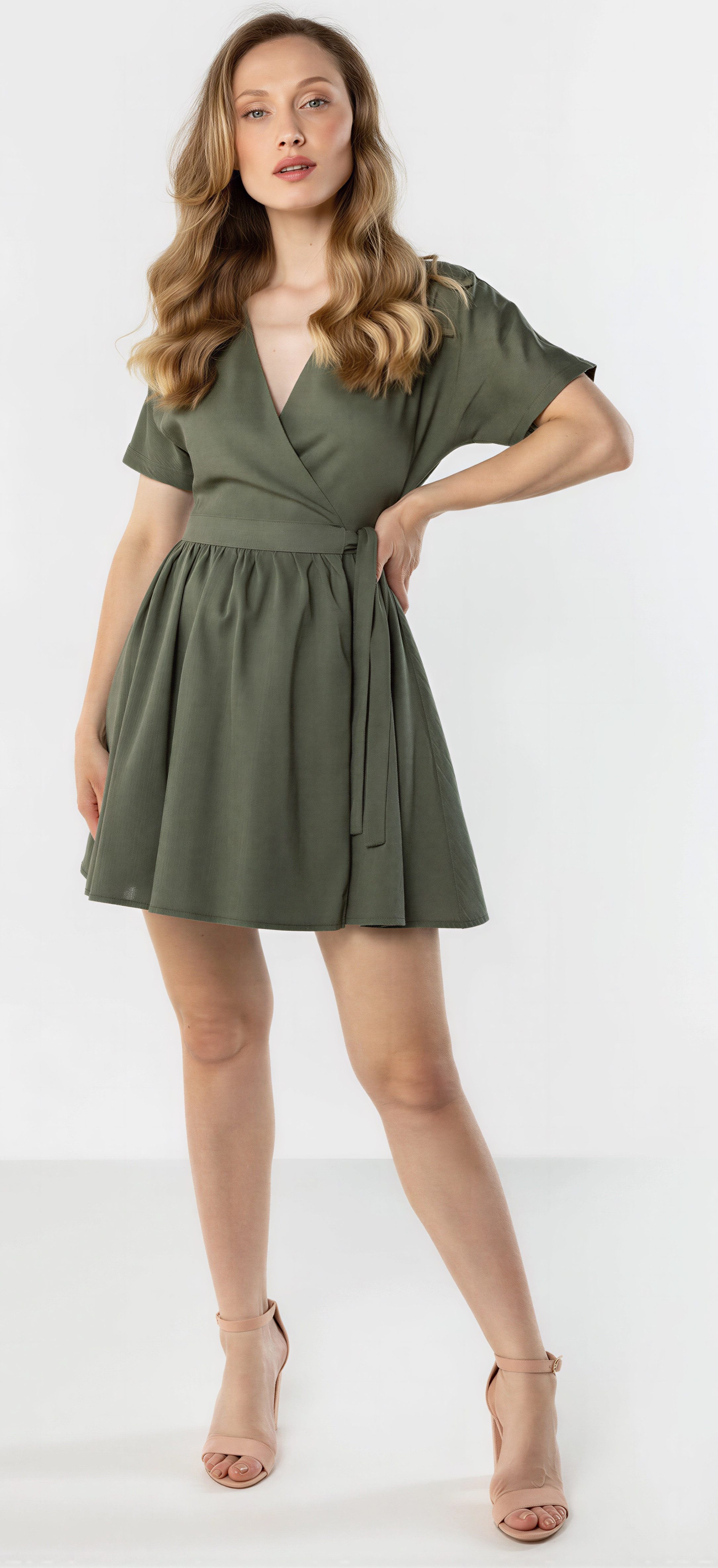 Awama Wickelkleid mit V-Ausschnitt und Bindeband