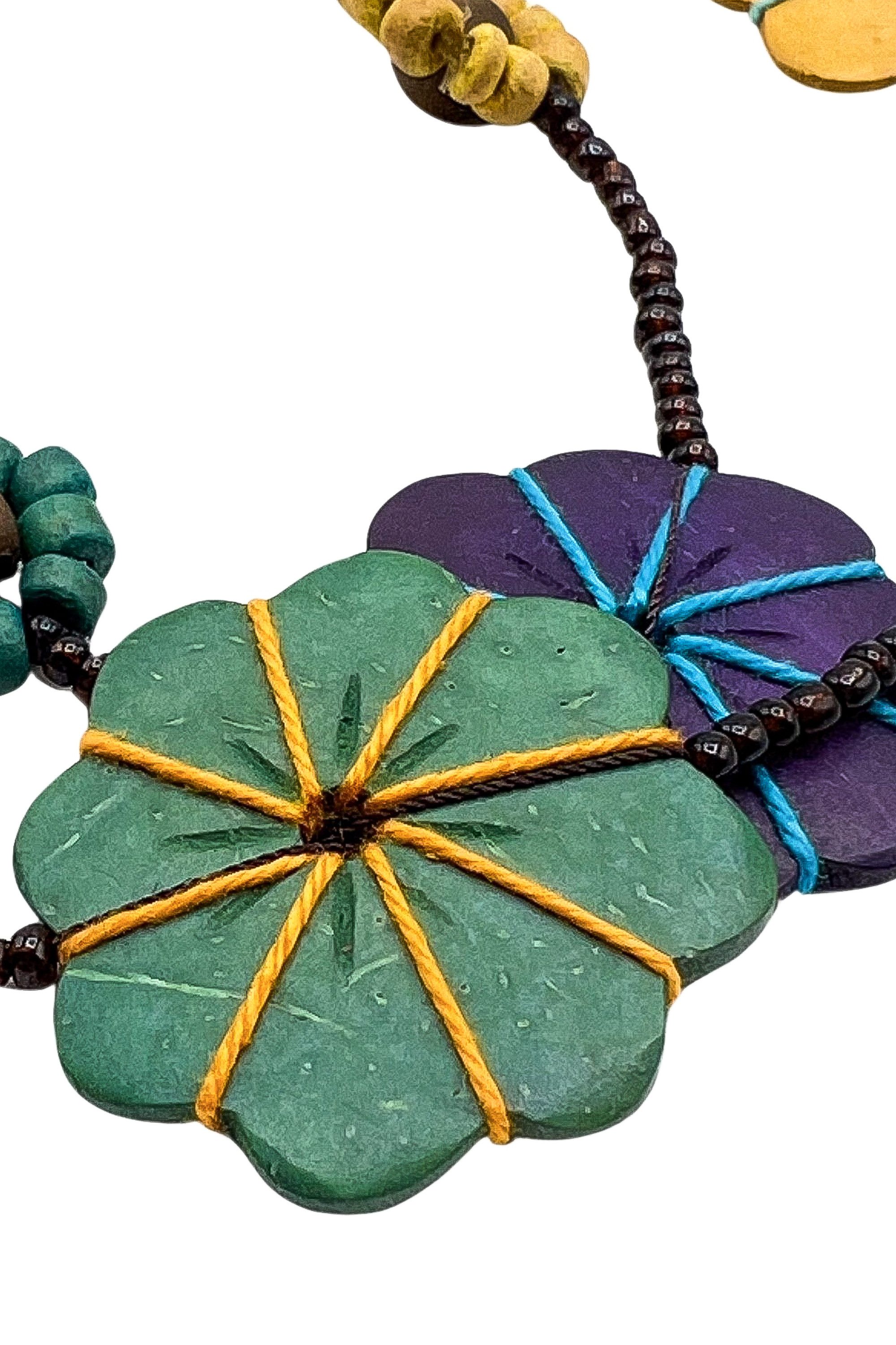 COLLEZIONE ALESSANDRO Lange Kette Nieva, Holzblüten teilweise mit Garn umwickelt