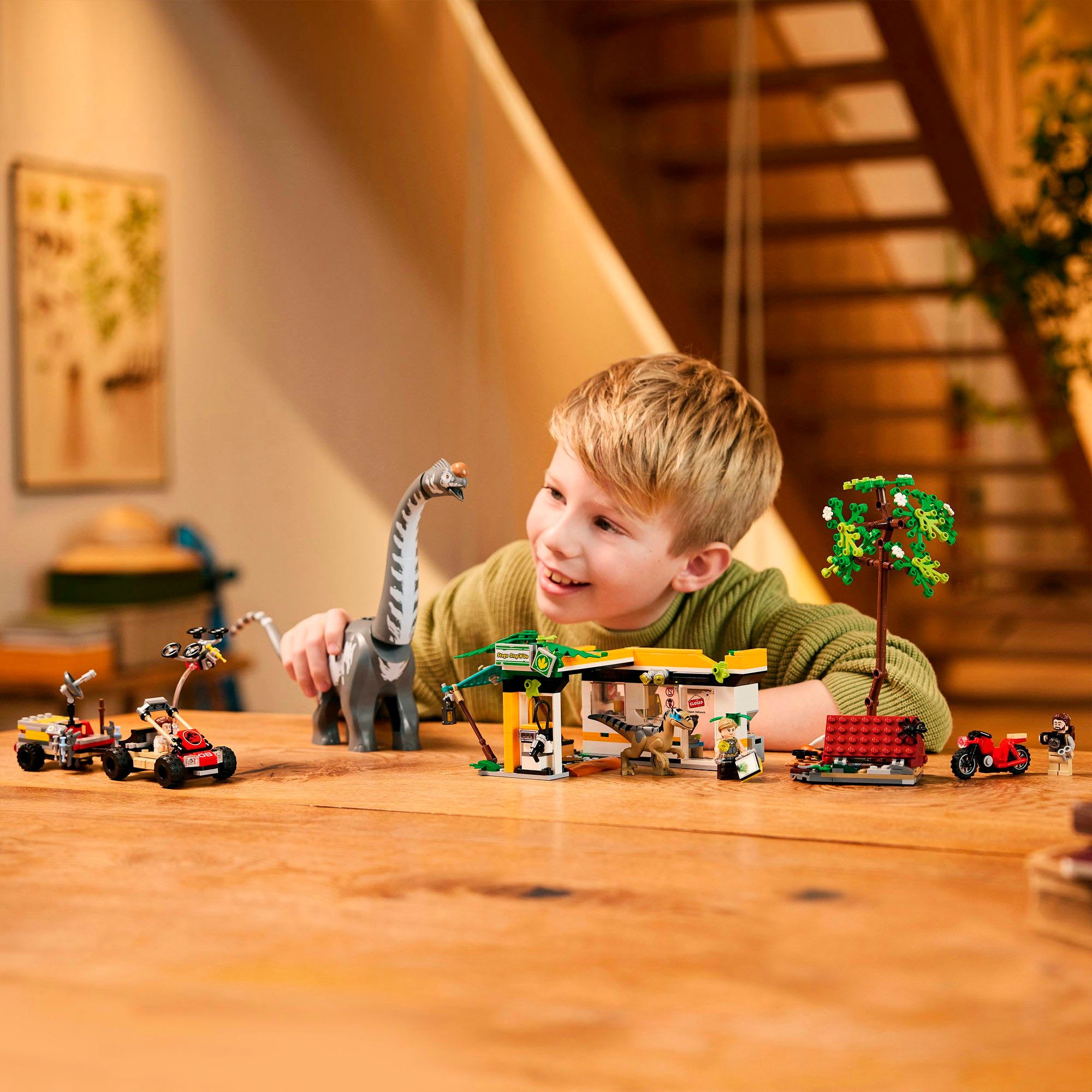 LEGO® Raptor & Titanosaurus: Große Fährtensuche günstig online kaufen