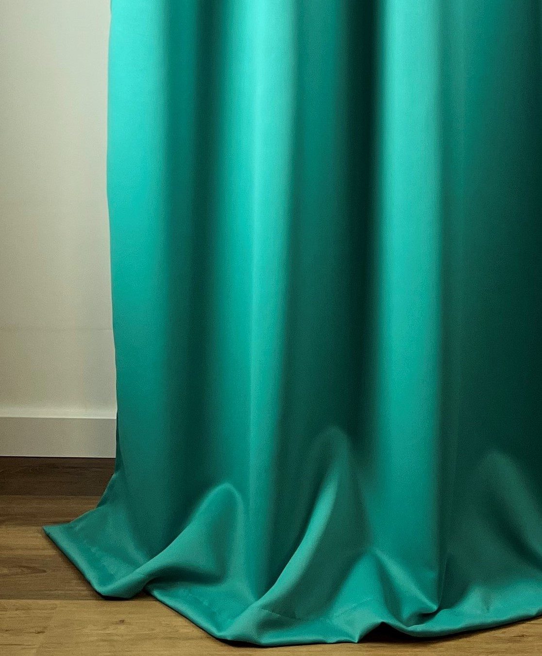 novumfix Meterware Verdunkelungsstoff Gardinenstoff blickdicht verschiedene Farben 150cm, verdunkelnd, 3-lagiges Funktinsgewebe