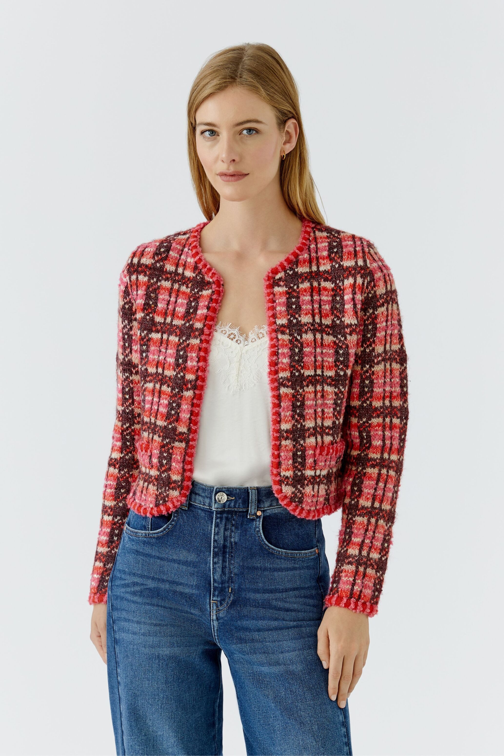 Oui Strickjacke Schmal geschnitten Rundhals