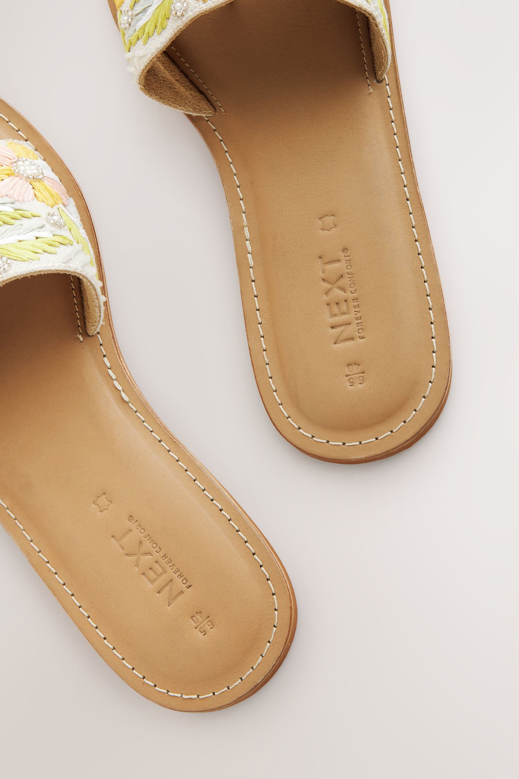Next Forever Comfort® Pantoletten mit Perlenbesatz günstig online kaufen