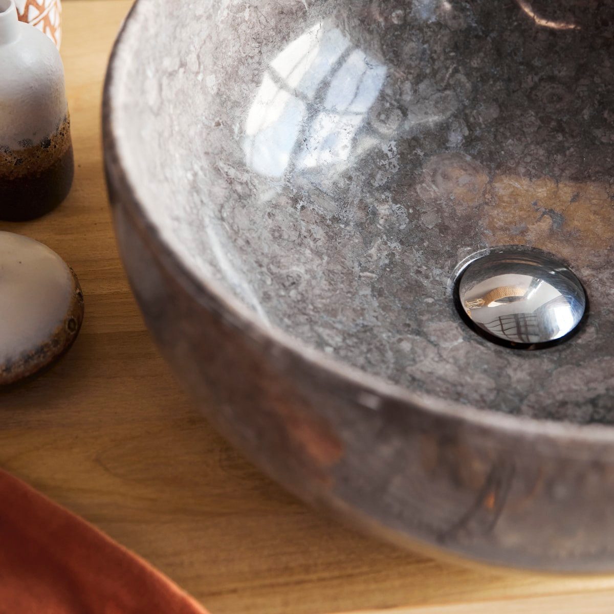 Tikamoon Waschbecken Rundes Marmorwaschbecken Mia light grey