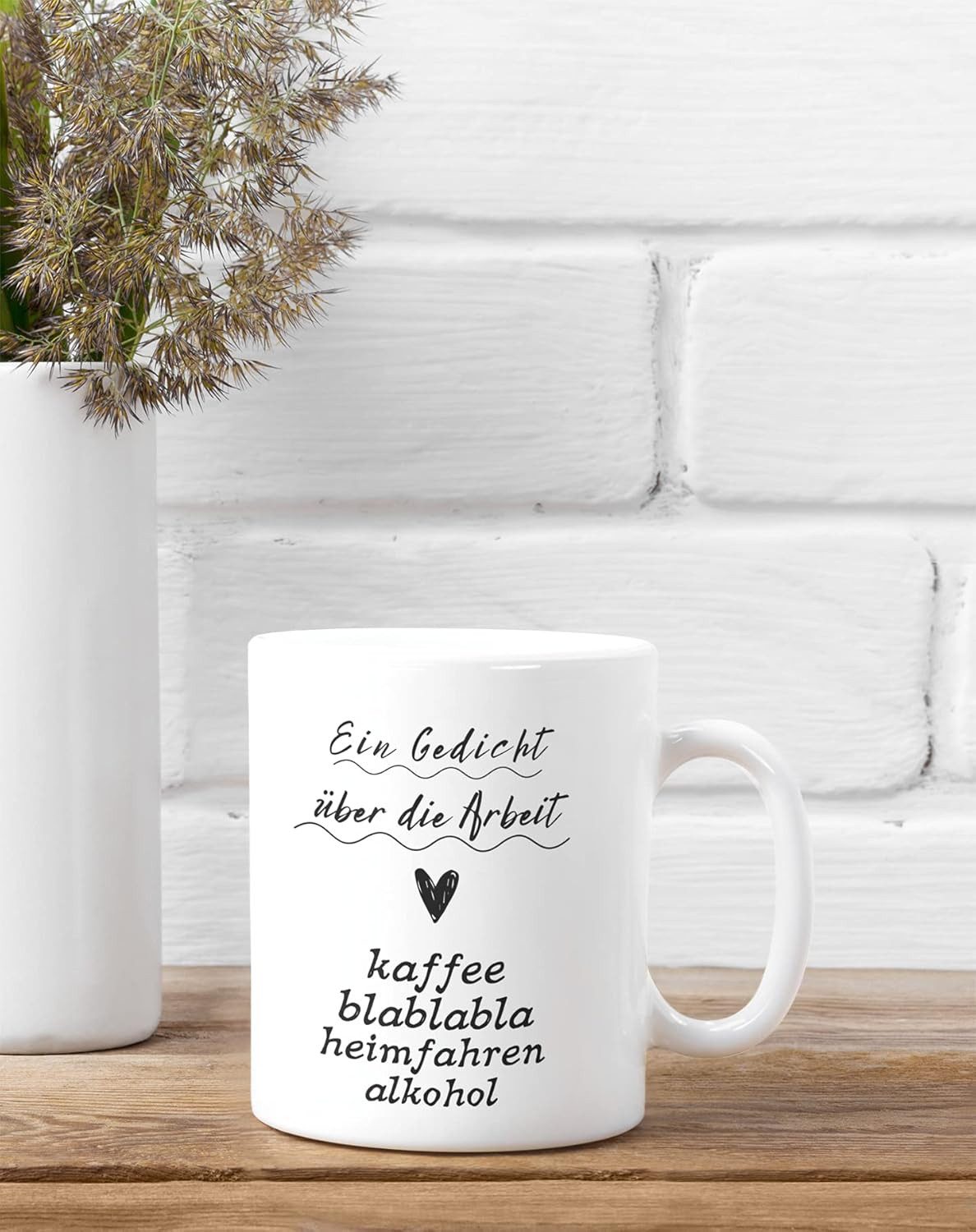 Geschenkehöhle Tasse Lustige Spruchtasse Arbeit – Kaffeebecher Büro Geschenk für Kollegen, 330 ml Fassungsvermögen ideal für Kaffee, Tee oder andere Heißgetränke