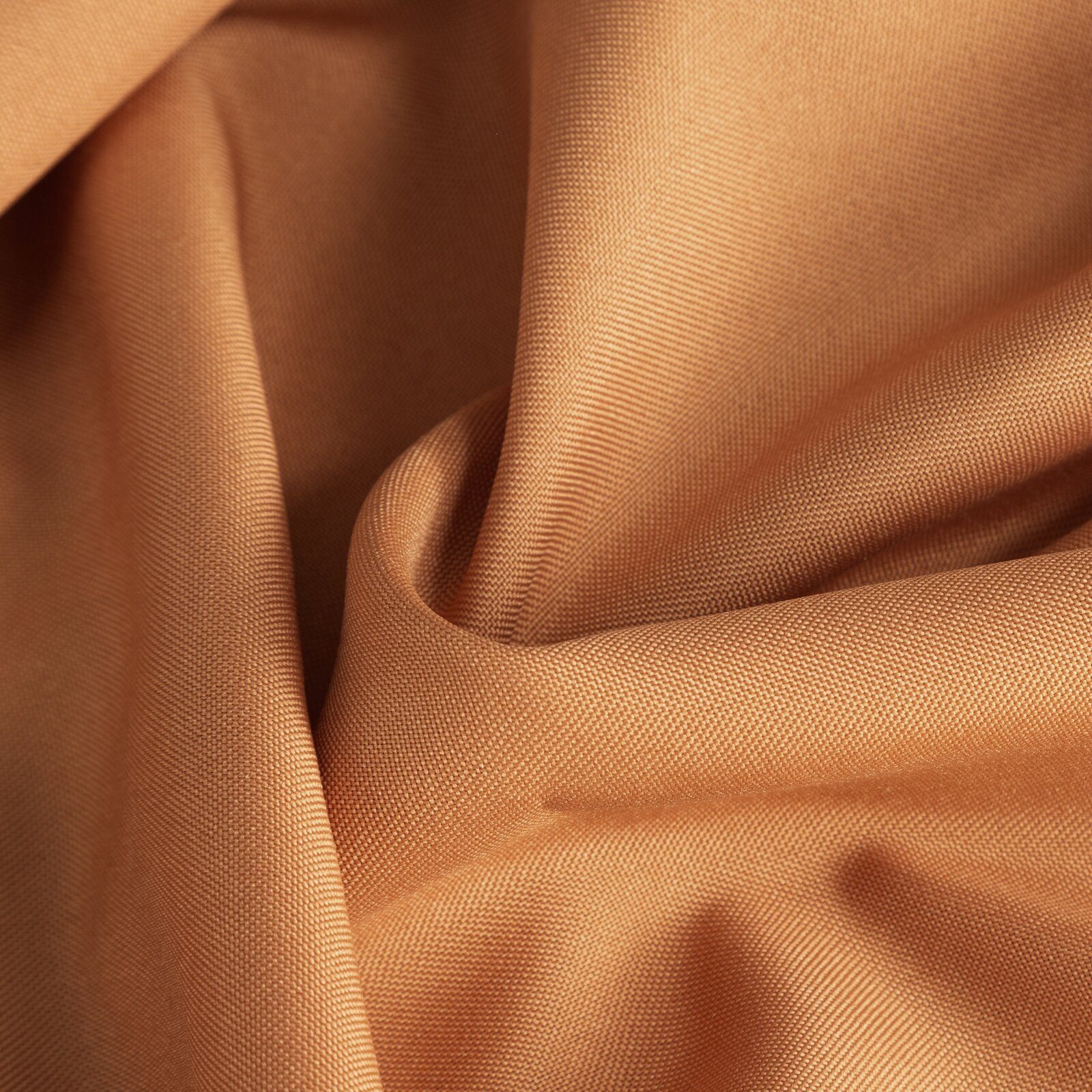 Eurofirany Vorhang Einfarbiger Vorhang – Blickdichter Stoff mit matter Oberfläche, Ösen, Satinbindung, pflegeleicht, 140 g/m² – 100 % Polyester – Bild 4 von 5