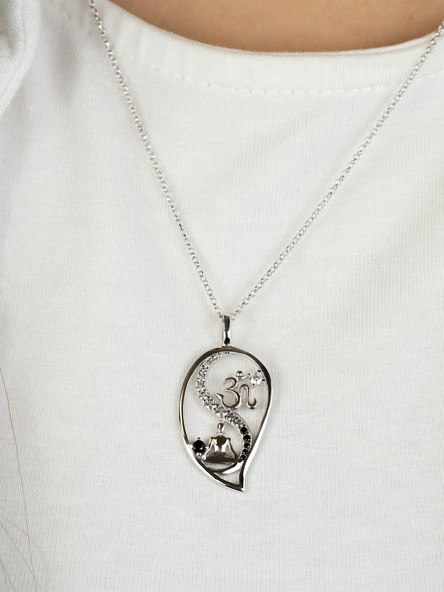 Engelsrufer Kette mit Anhänger Yin Yang Tropfen Balance Buddha und Om, Made günstig online kaufen