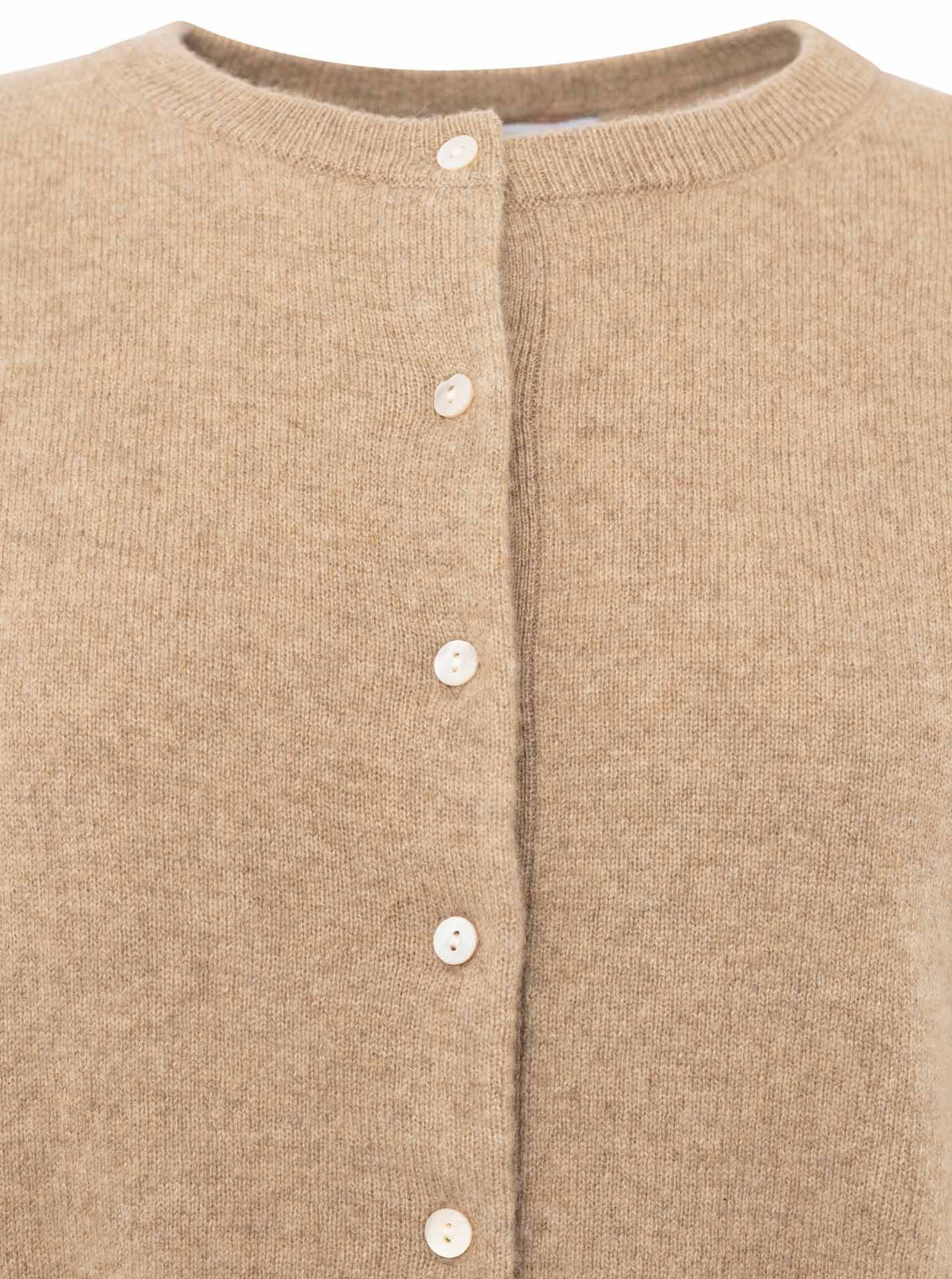 Zwillingsherz Cardigan 100% Kaschmir Cardigan "Perlmutt Knöpfe" 100% Kaschmir, Knopfleiste, Perlmutt Knöpfe – Bild 3 von 3
