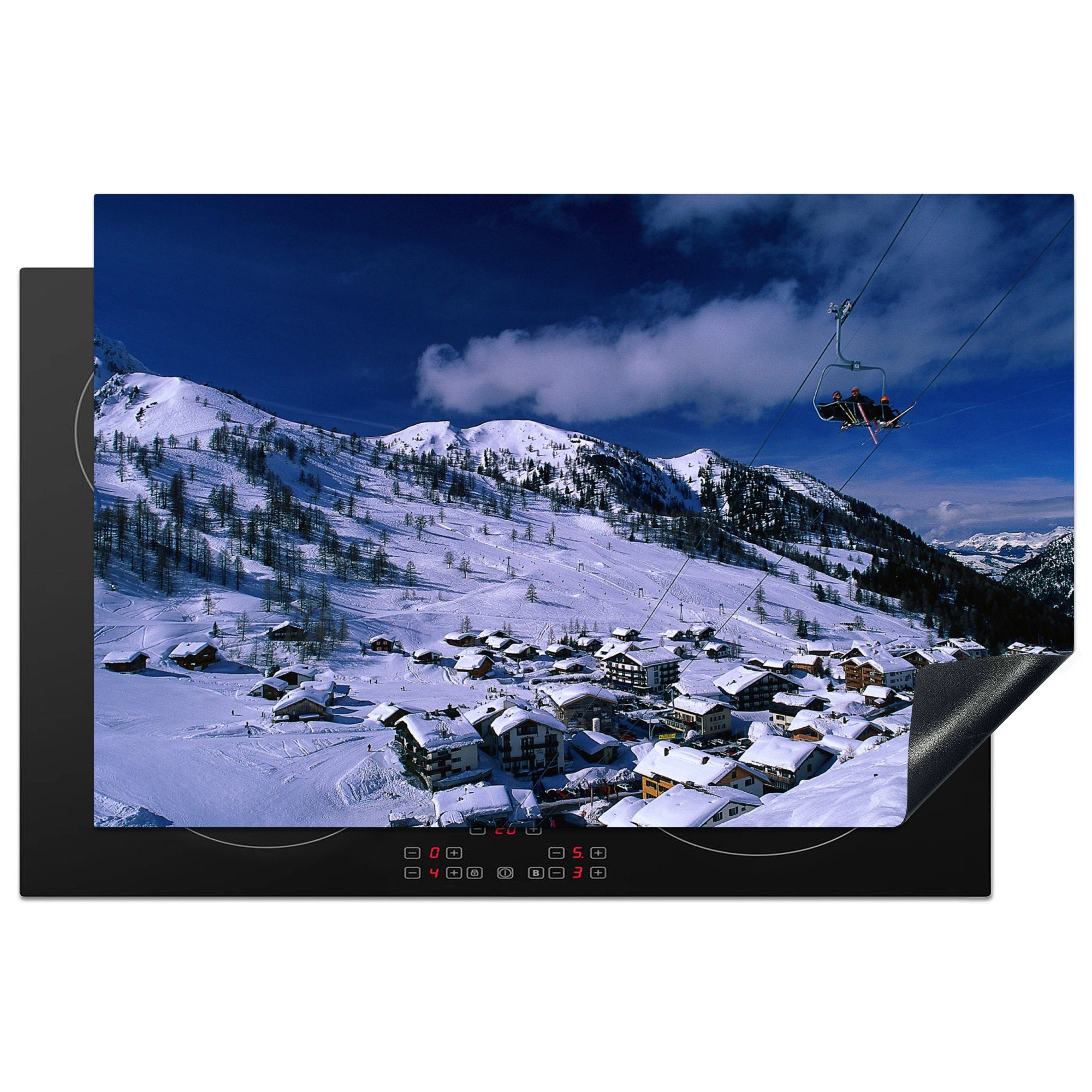 MuchoWow Herdblende-/Abdeckplatte Skigebiet in Liechtenstein an einem Wintertag, Vinyl, (1 tlg), 81x52 cm, Induktionskochfeld Schutz für die küche, Ceranfeldabdeckung