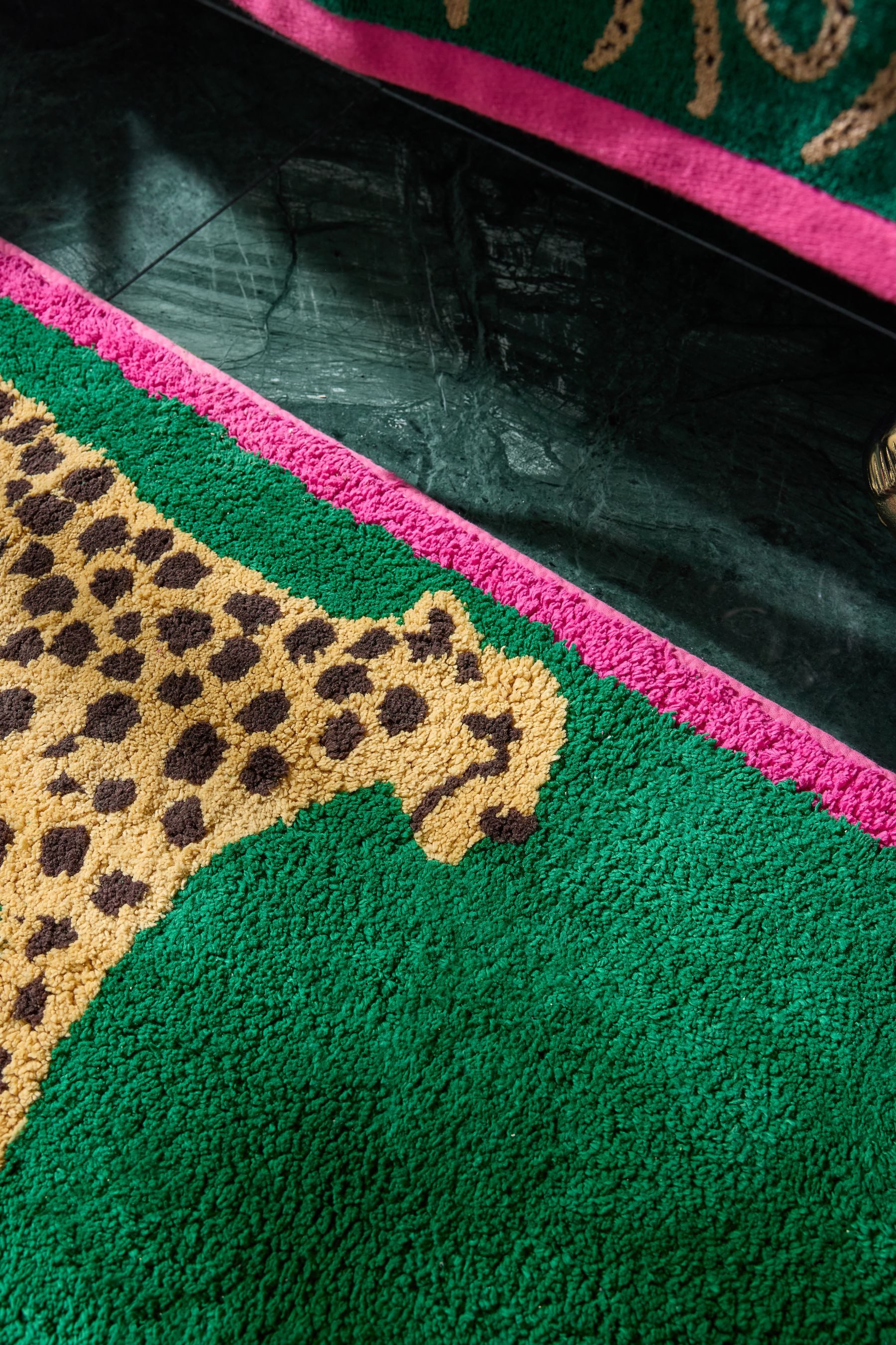 Next Badematte Badläufer mit Gepard-Animal-Print 100 % Baumwolle, Höhe 110 mm, Baumwolle – Bild 2 von 3