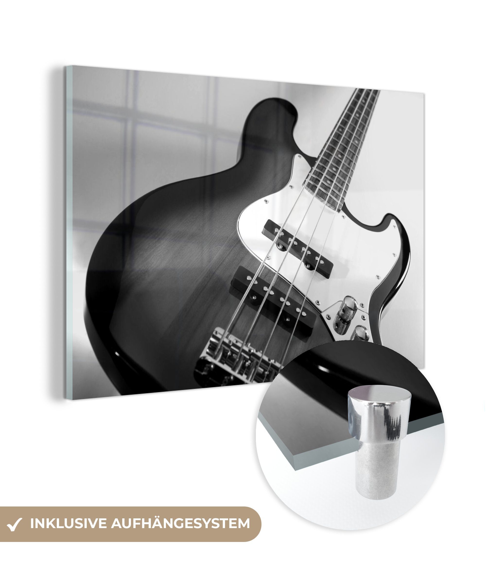 MuchoWow Acrylglasbild Nahaufnahme einer Bassgitarre - schwarz und weiß, (1 St), Acrylglasbilder Wohnzimmer & Schlafzimmer