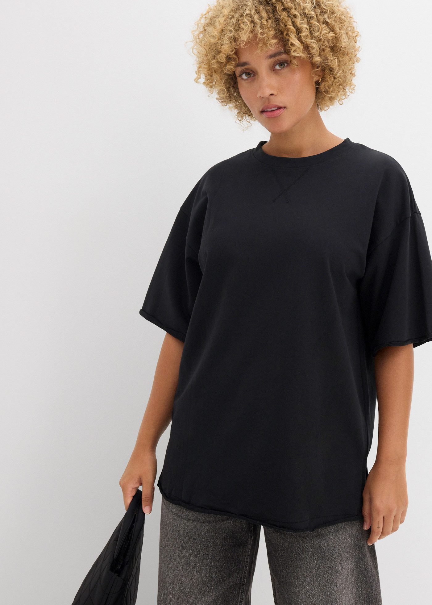 bonprix Longsweatshirt lässige Passform, Halbarm-Design, aus reiner Baumwolle