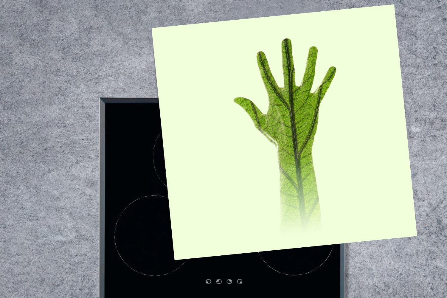 küche tlg), Bild 78x78 Herdblende-/Abdeckplatte geformten Hand, Arbeitsplatte einer Vinyl, Ceranfeldabdeckung, einem Abstraktes cm, für (1 aus Blatt MuchoWow