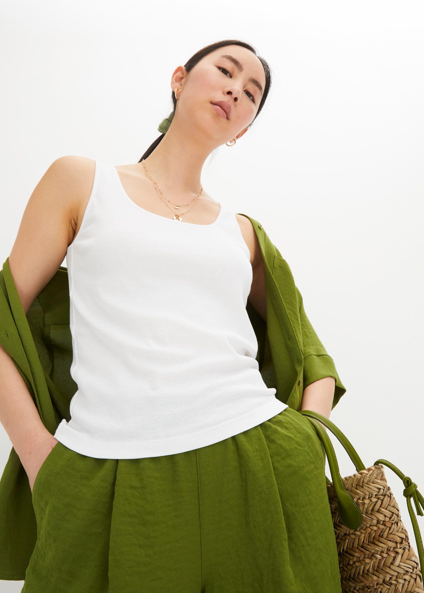 bonprix Tanktop mit normalen Trägern, mit dezentem Carré-Ausschnitt, eng anliegend