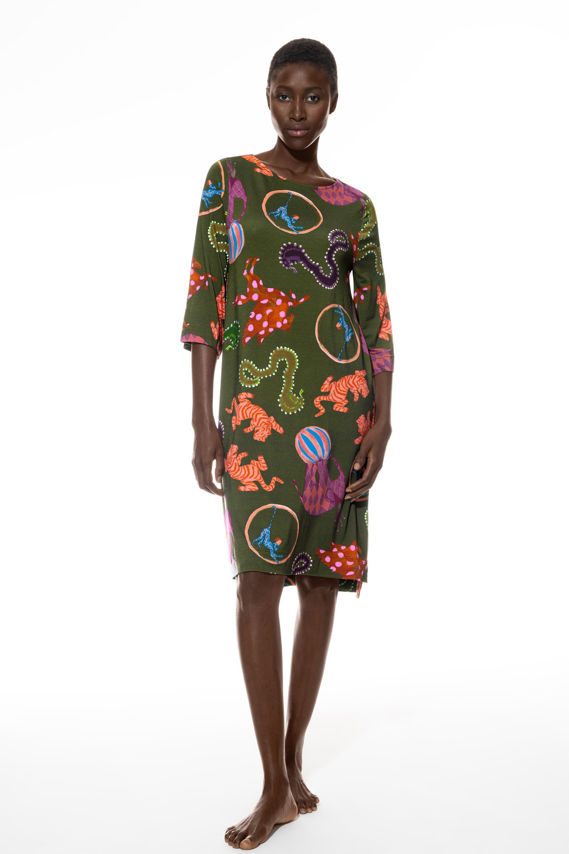 Mey Nachthemd Mey Langarm Nachthemd 1230023 Pineforest (1 Stück, 1-tlg., 1 Stück)