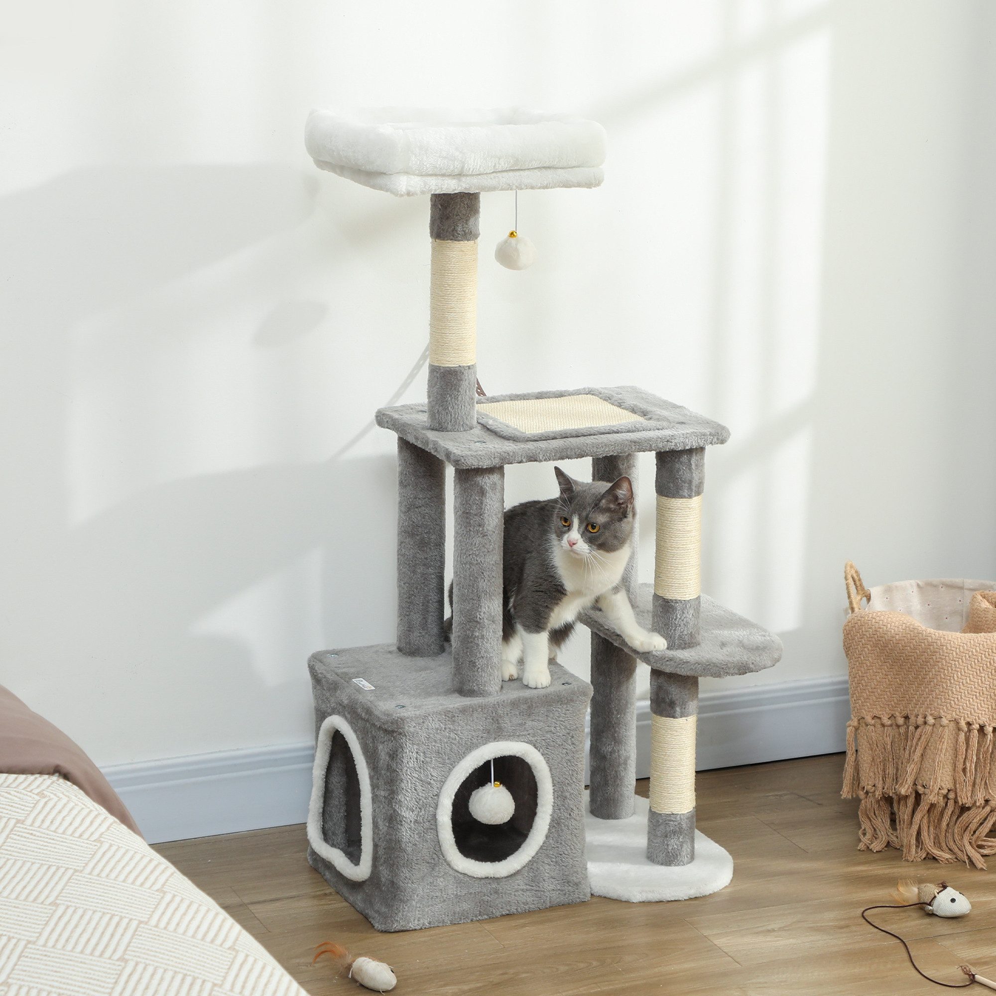 PawHut Kratzbaum 107 cm Katzenturm mit Höhle, 2 Plüschballen, Sisalstämme, große Plattform, für Katzen unter 5 kg, Grau