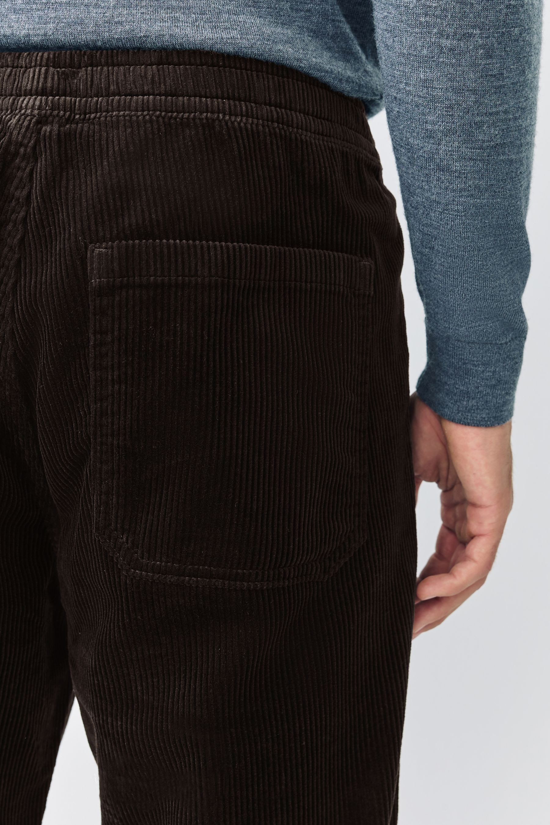 Next Cordhose Relaxed Fit Cord-Jogginghose mit konischem Bein (1-tlg)