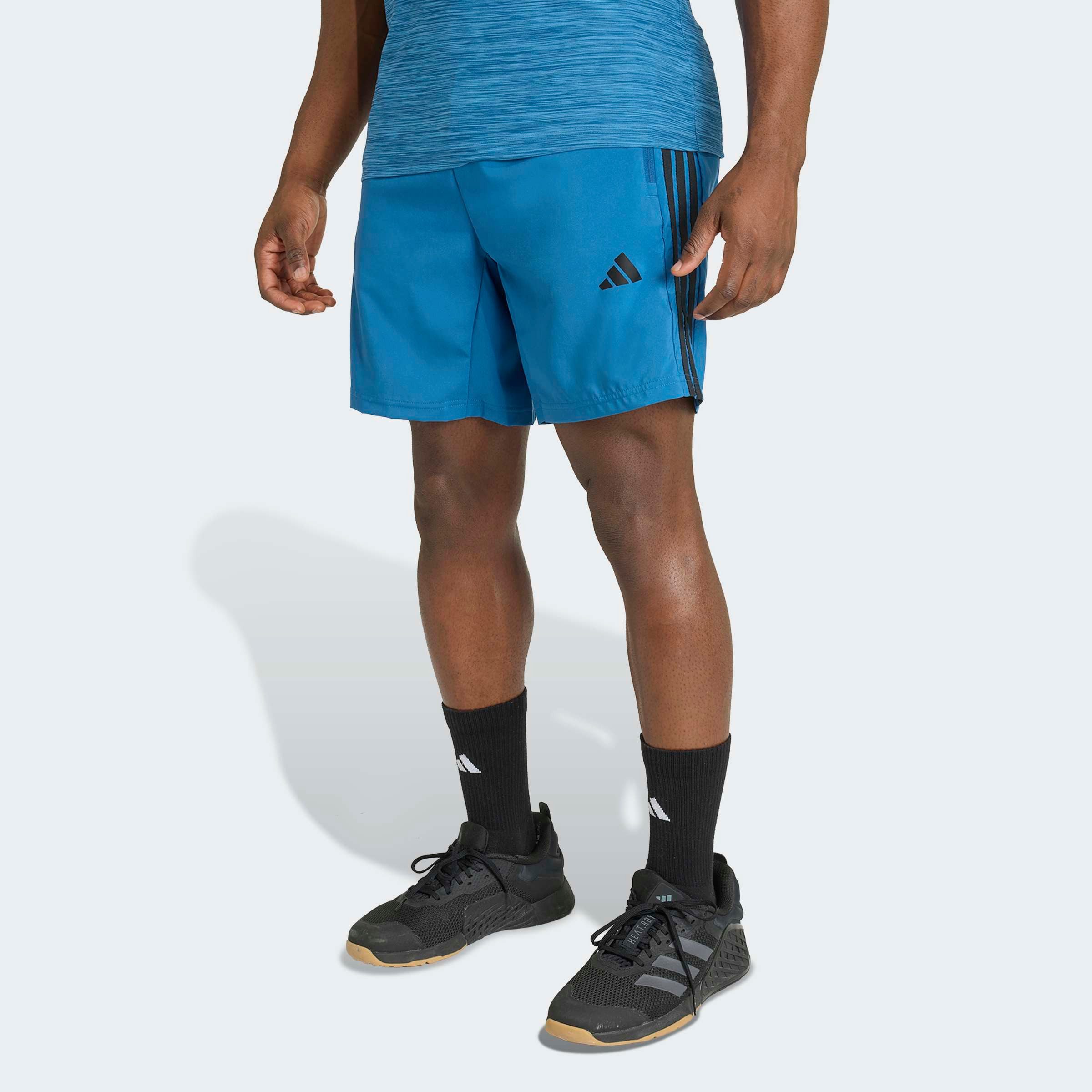 adidas Performance Shorts WORKOUT ESSENTIALS BASE 3-STREIFEN, GEWEBT günstig online kaufen