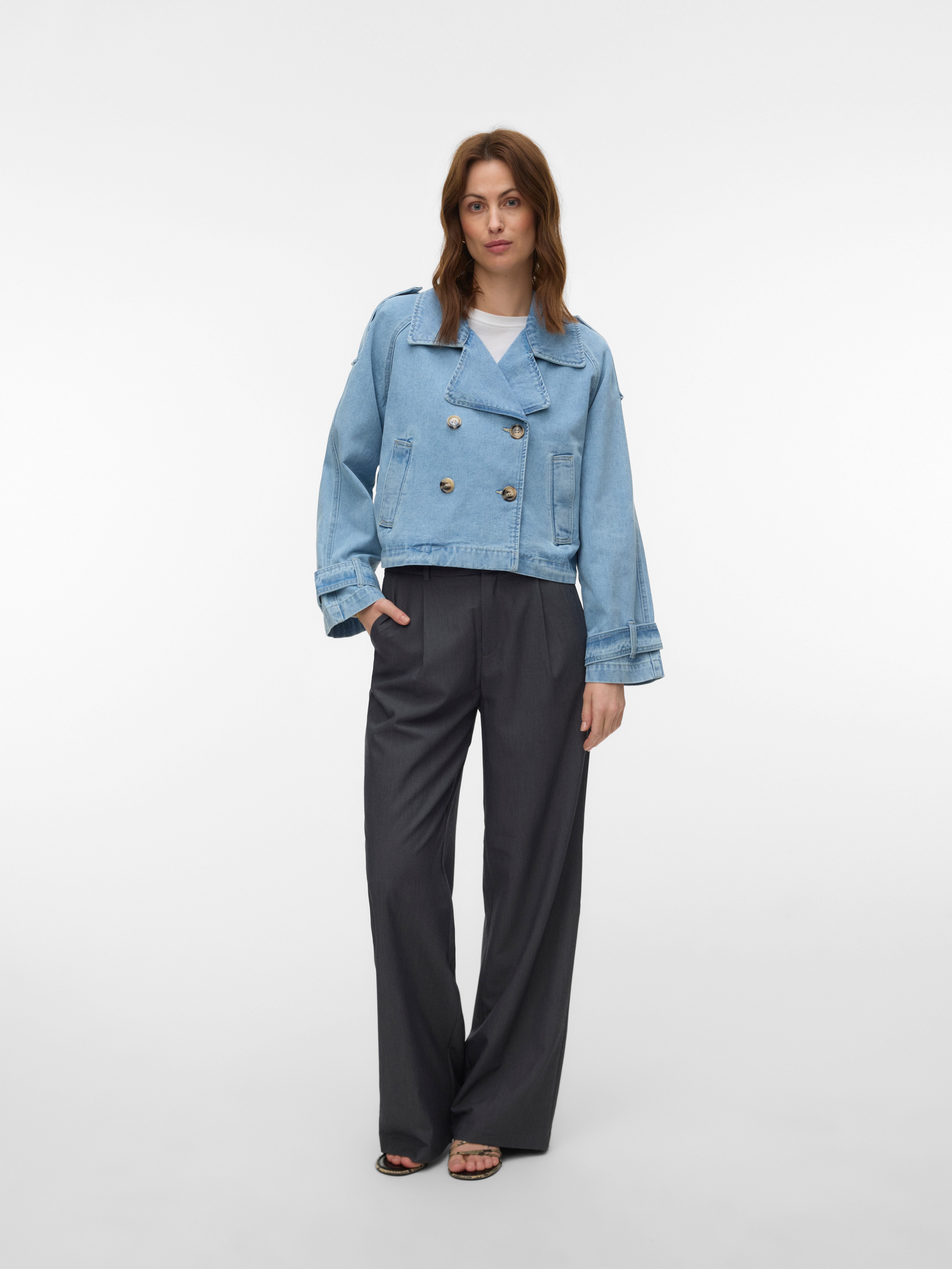 Vero Moda Jeansjacke VMLELOU LS SHORT TRENCHCOAT MIX NOOS Baumwolle, mit Schulterriegeln