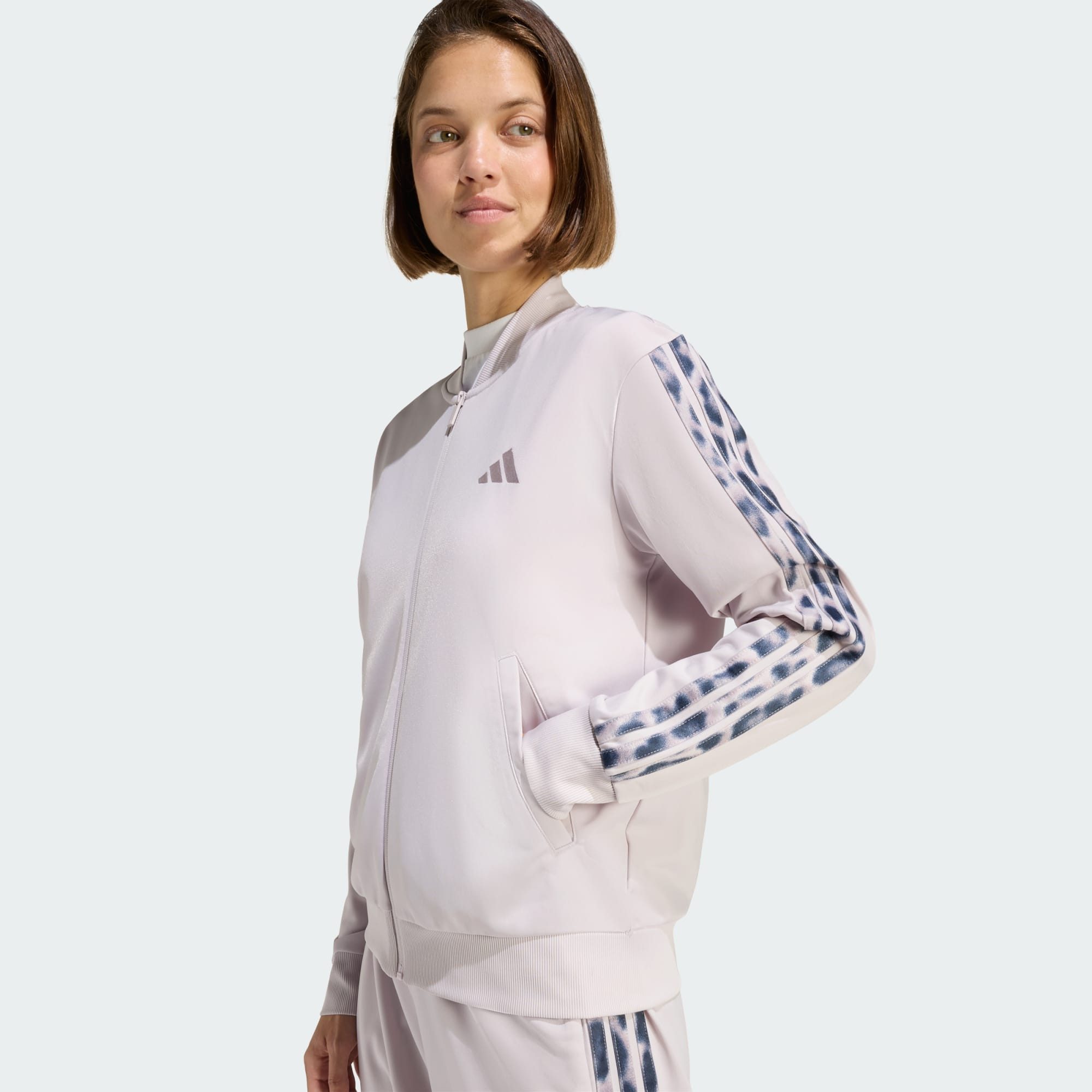 adidas Sportswear Trainingsanzug TRAININGSANZUG 3-STRIPES LEOPARD PRINT (1-tlg) – Bild 4 von 5