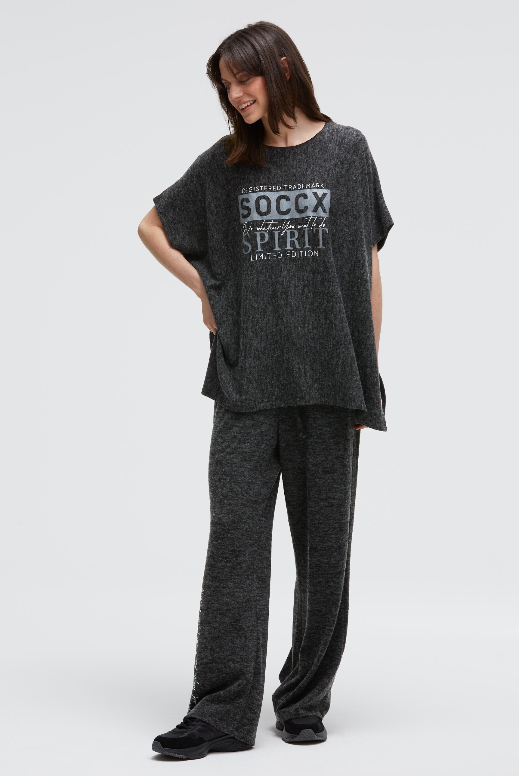 SOCCX Strickponcho aus Flauschstrick