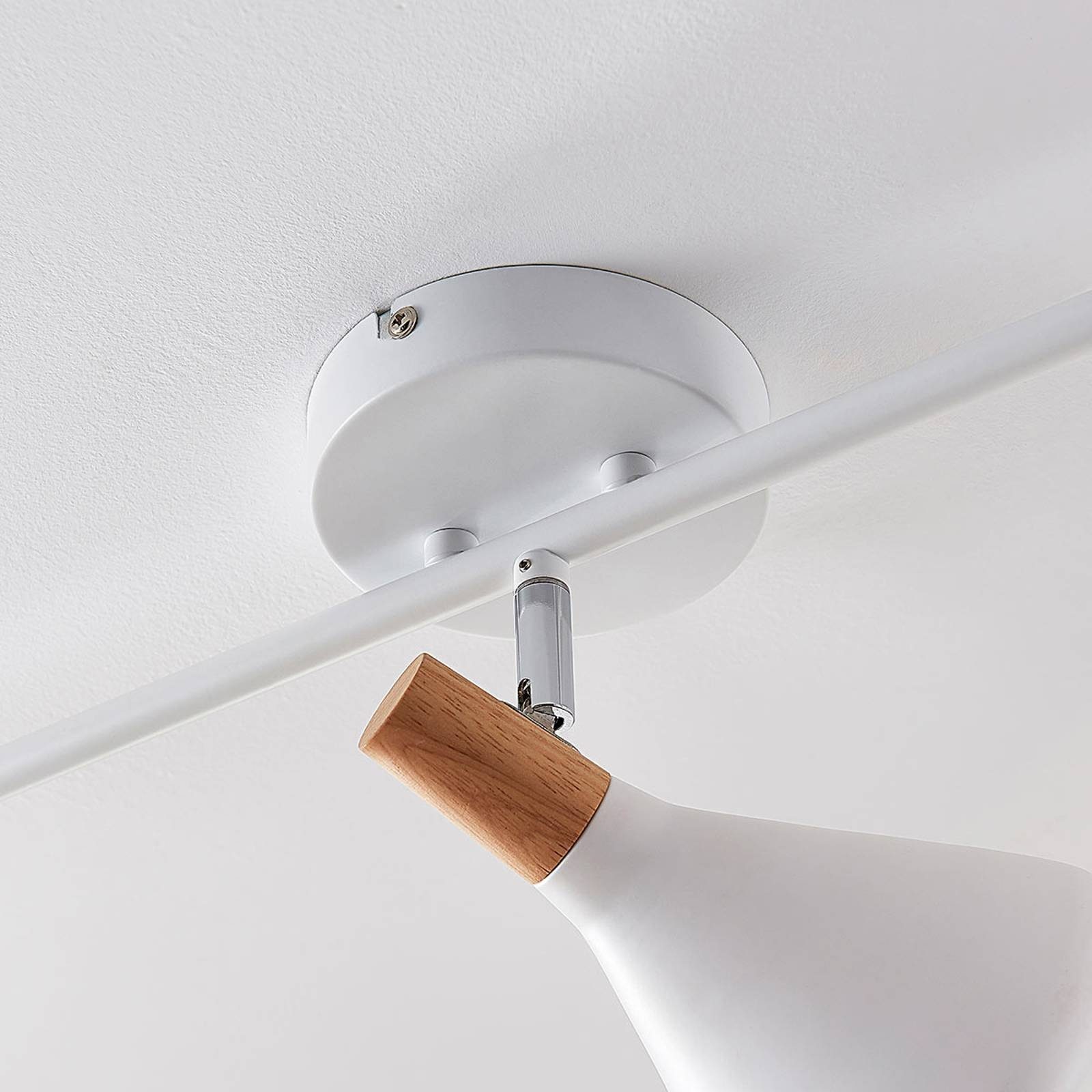 Lindby Deckenstrahler Arina, Metall, Weiß IP20, 3 x 4 W LED