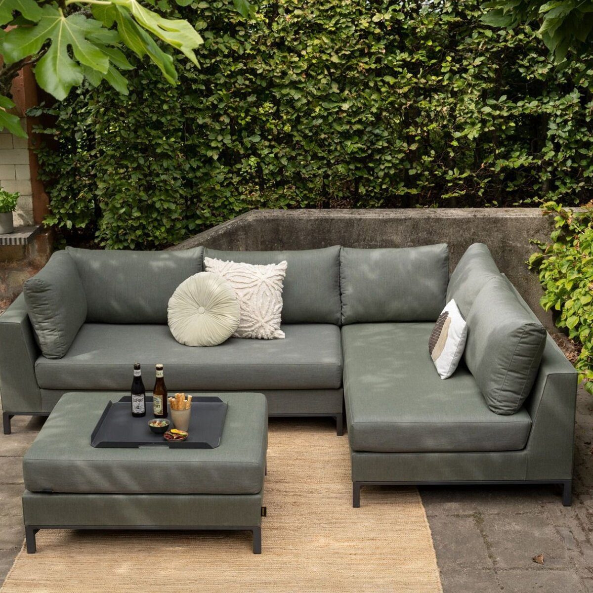 WOOOD Gartensofa, Lounge-Set aus vier koppelbaren Elementen mit geeignetem Outdoor-Stoff